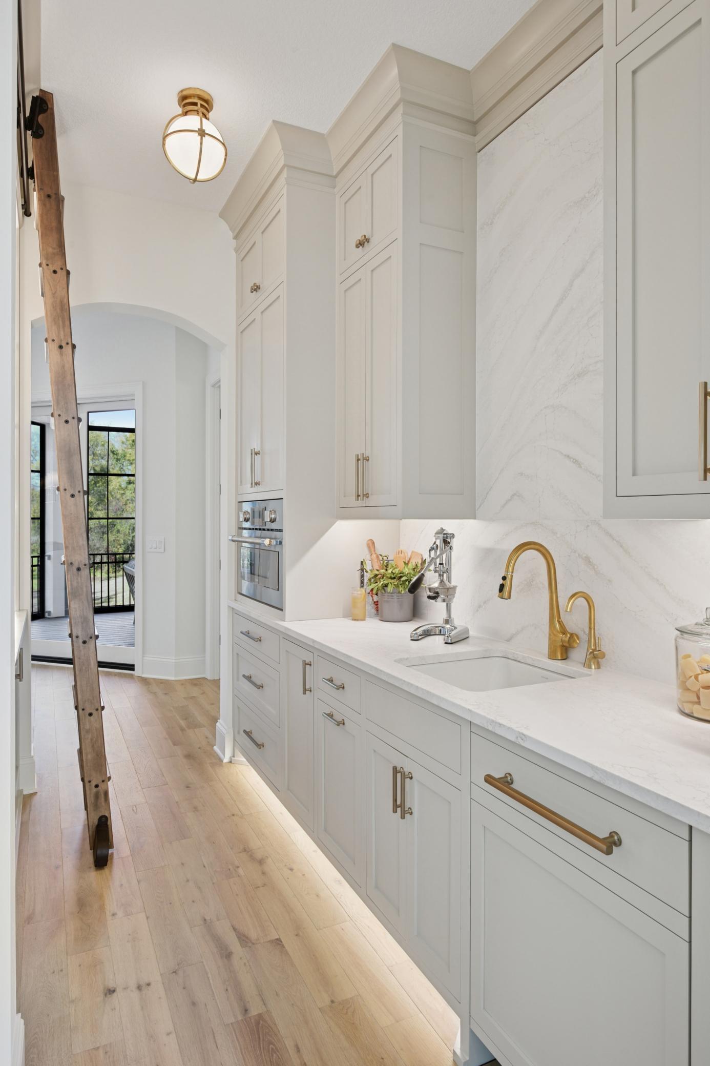 9414 Us-12, Independence, MN