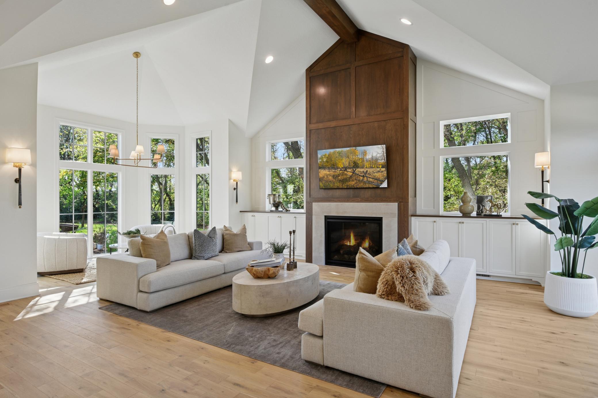 9414 Us-12, Independence, MN