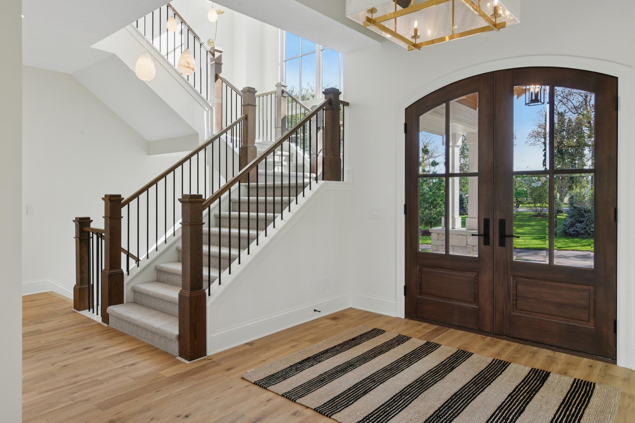 9414 Us-12, Independence, MN