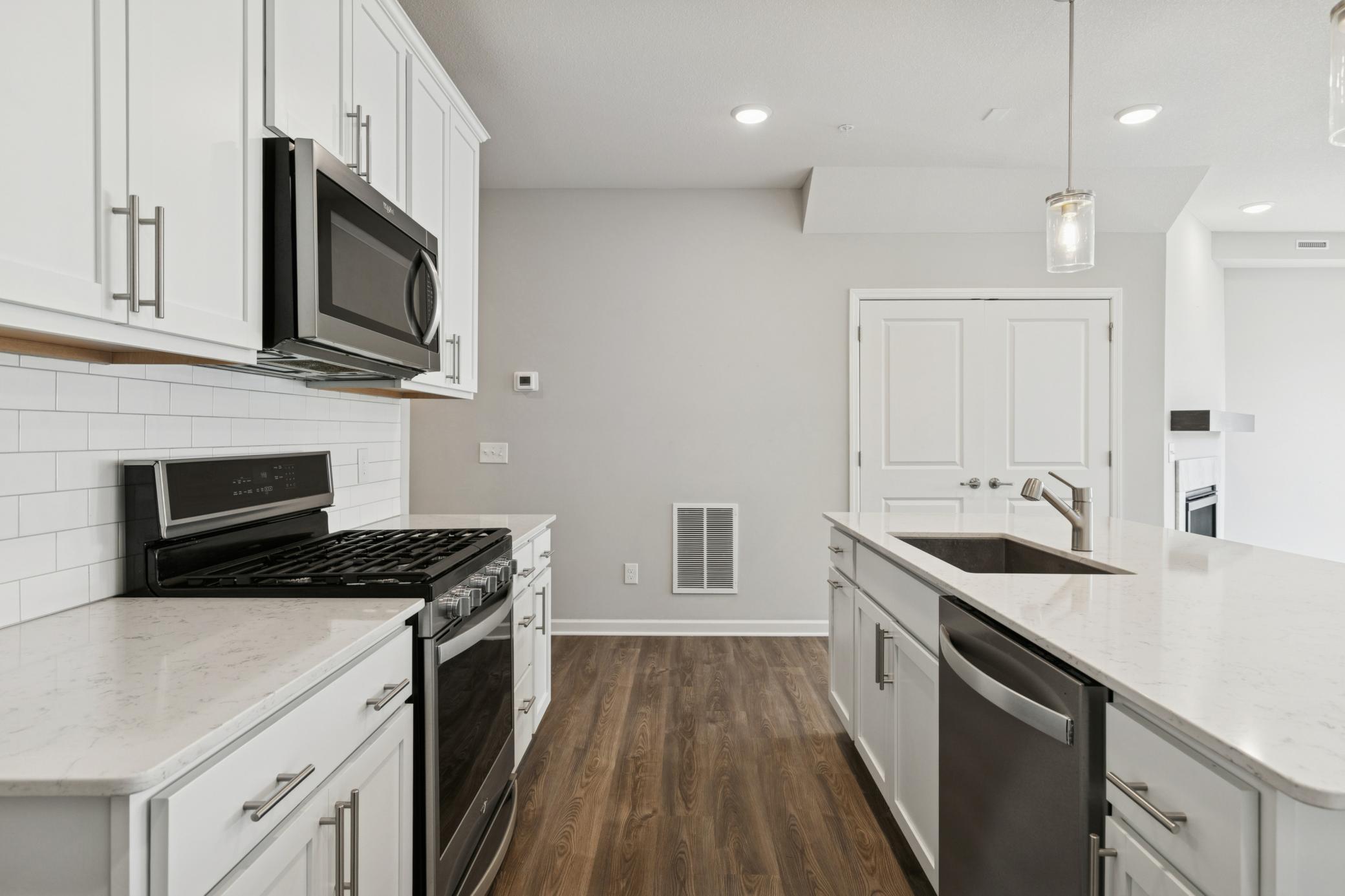 4860 Avery Court, Eagan, MN