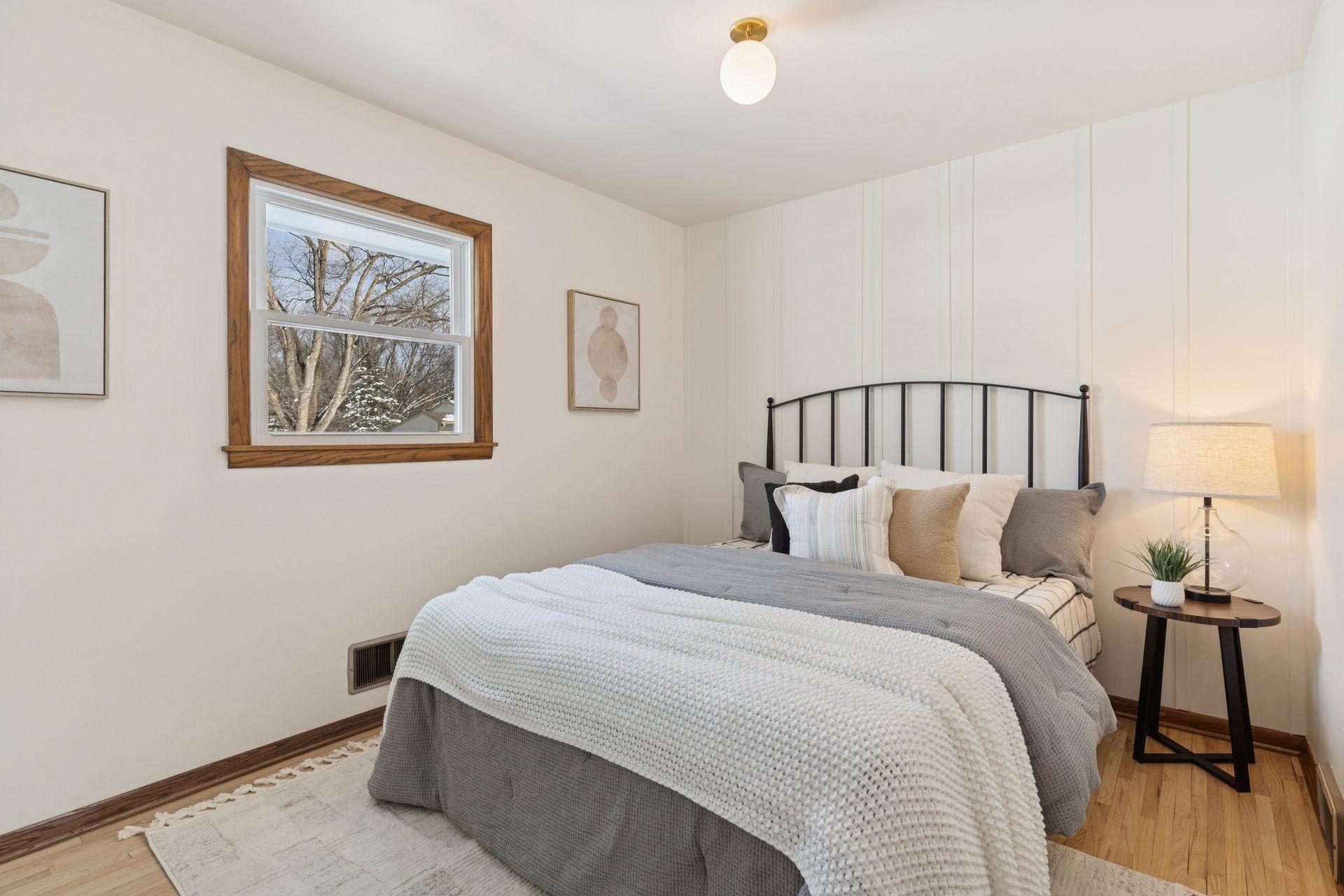 13413 Arthur Street W, Minnetonka, MN