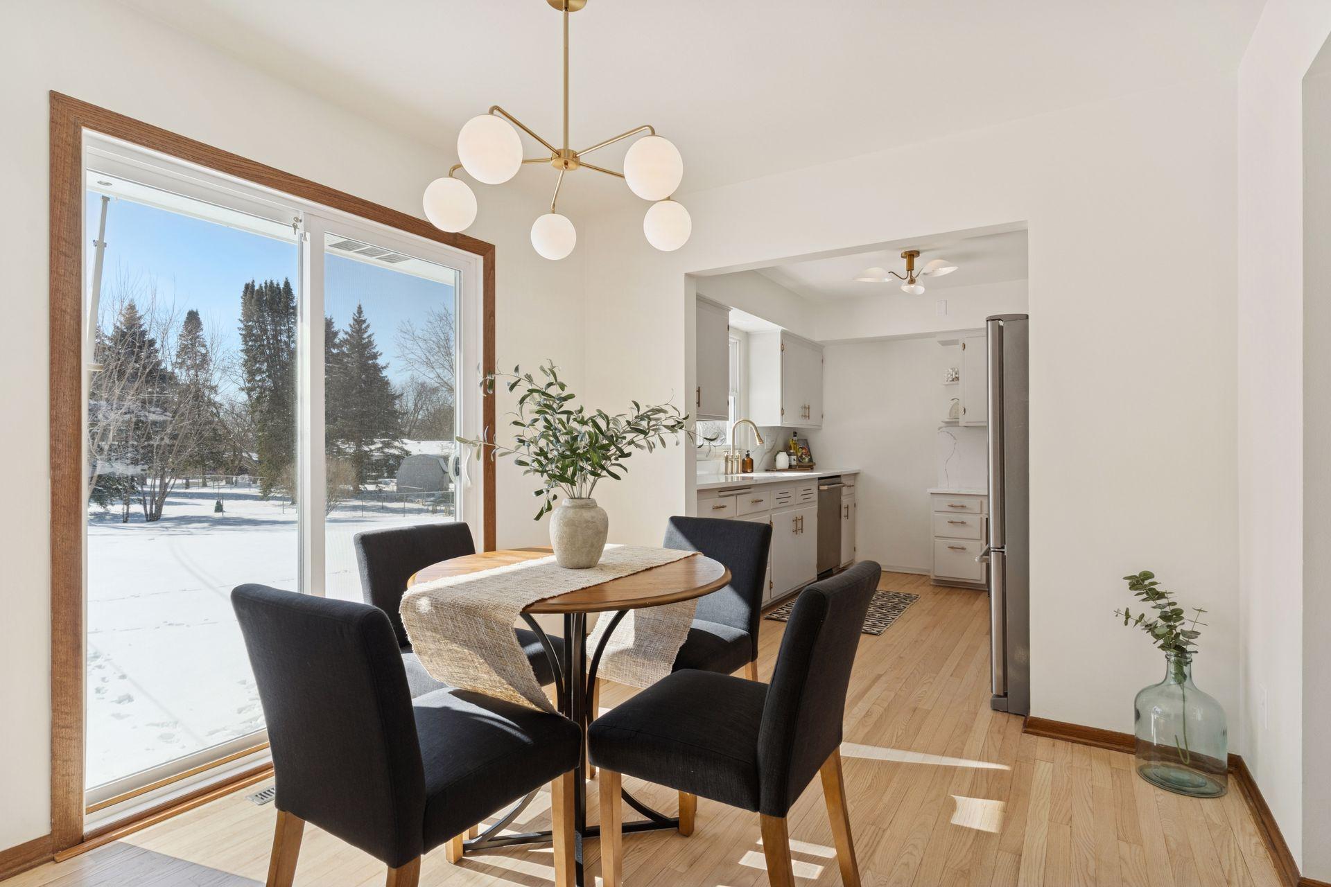 13413 Arthur Street W, Minnetonka, MN