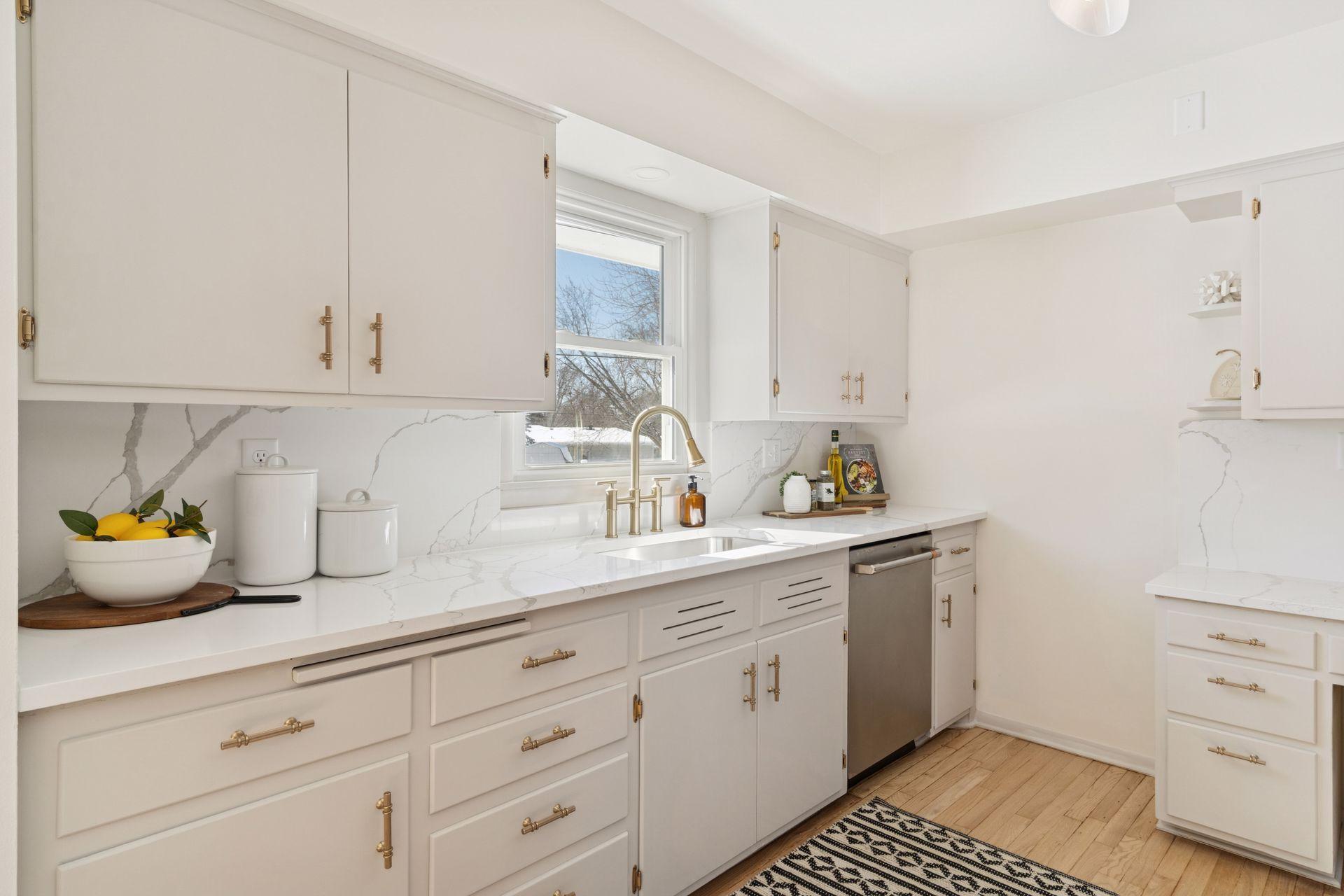 13413 Arthur Street W, Minnetonka, MN