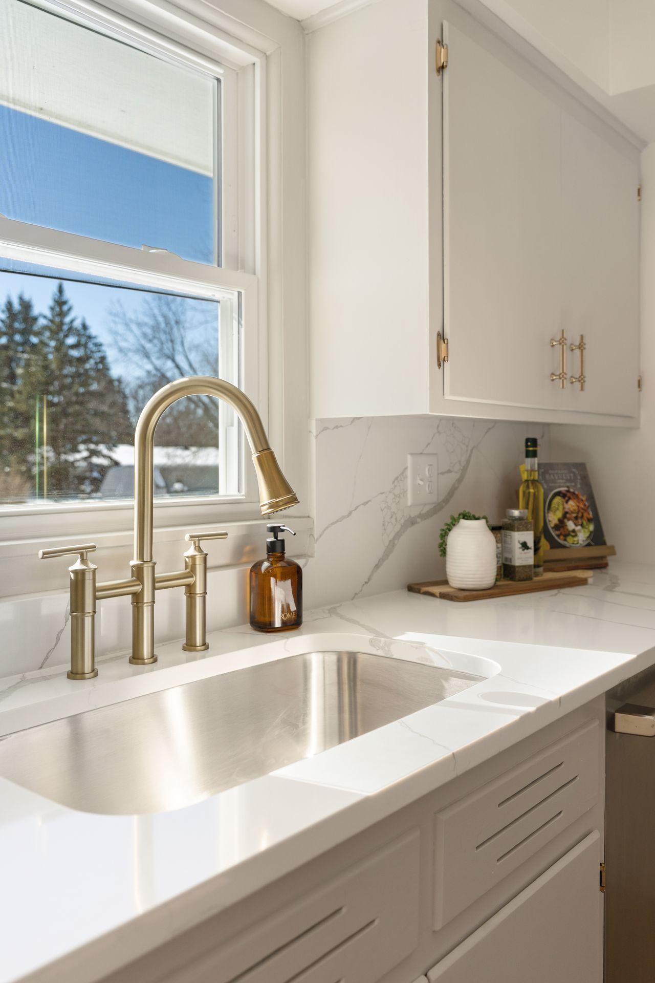 13413 Arthur Street W, Minnetonka, MN