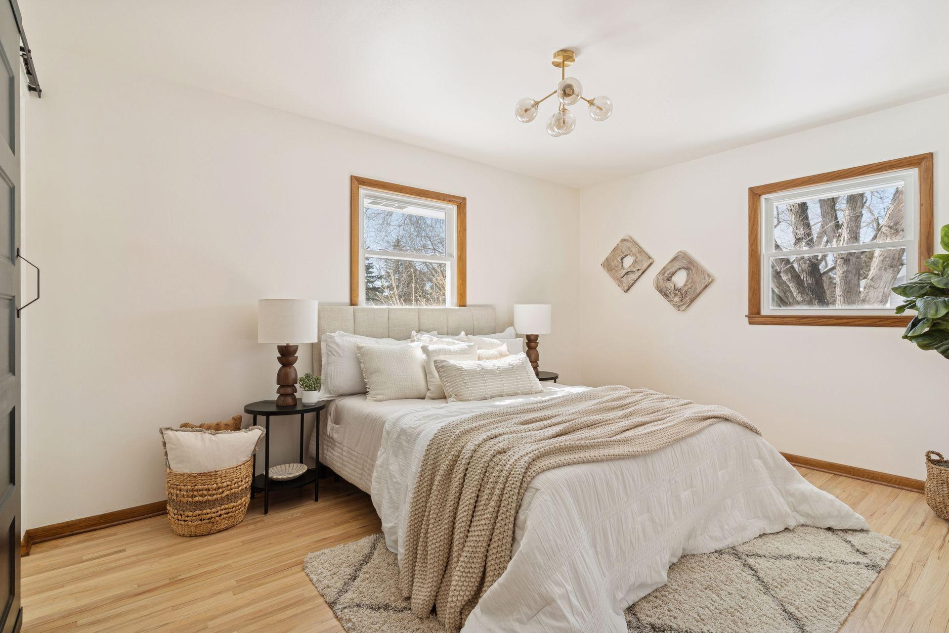 13413 Arthur Street W, Minnetonka, MN