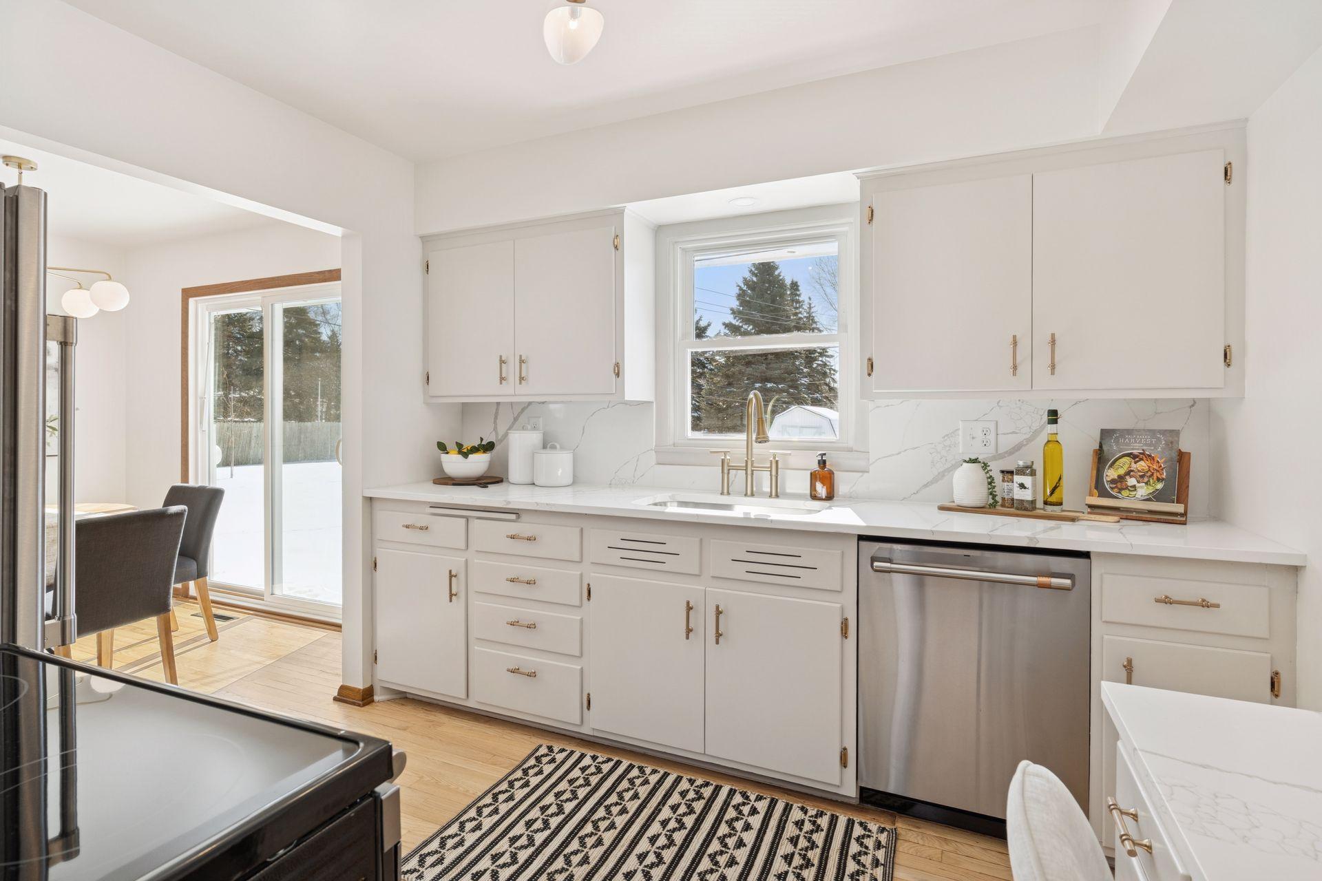 13413 Arthur Street W, Minnetonka, MN