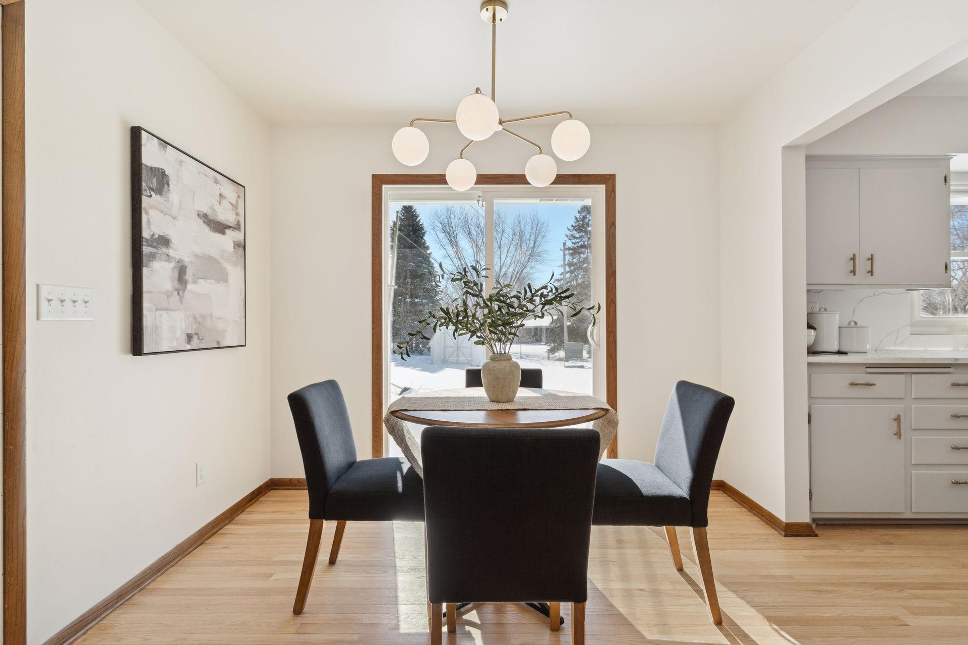 13413 Arthur Street W, Minnetonka, MN