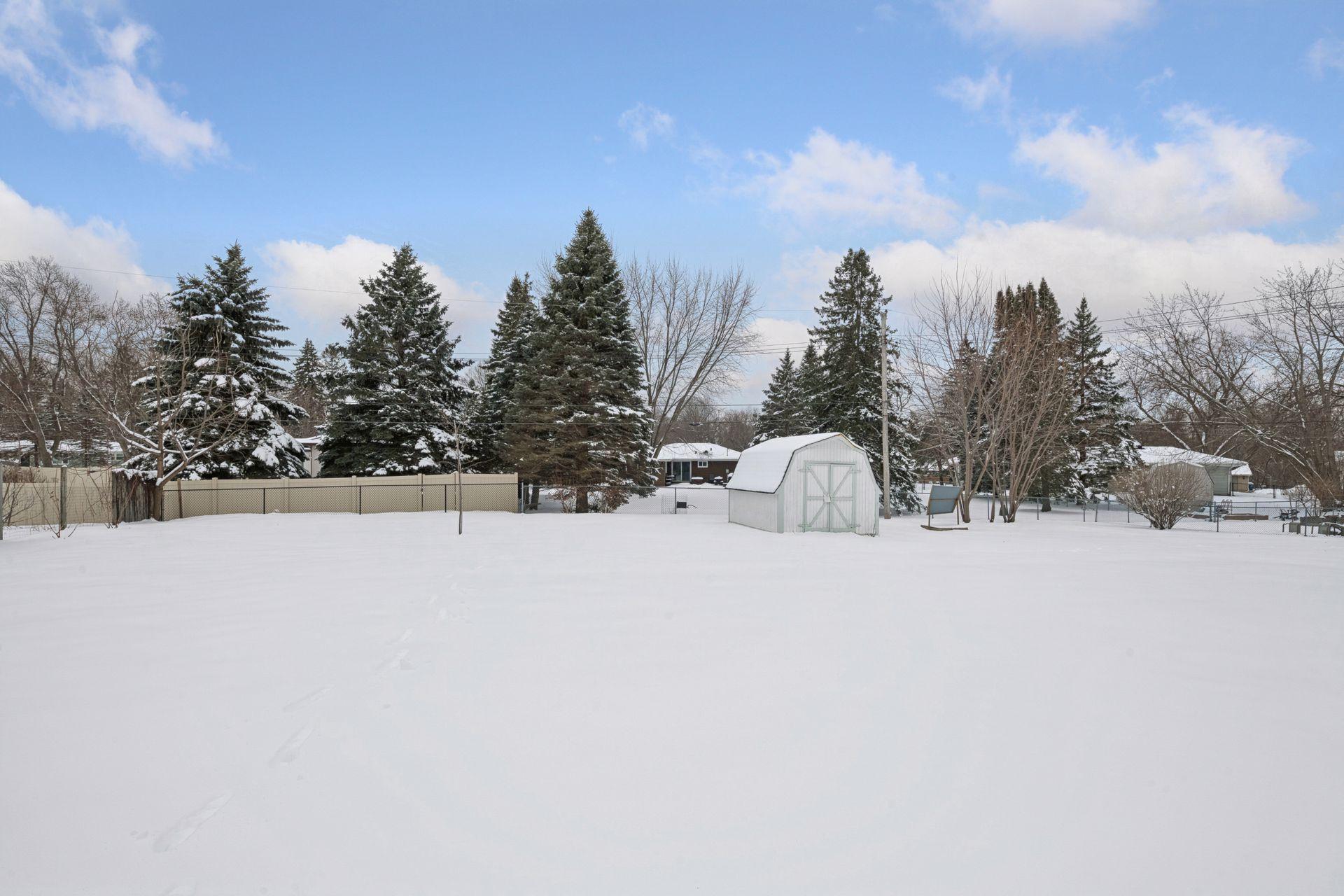 13413 Arthur Street W, Minnetonka, MN
