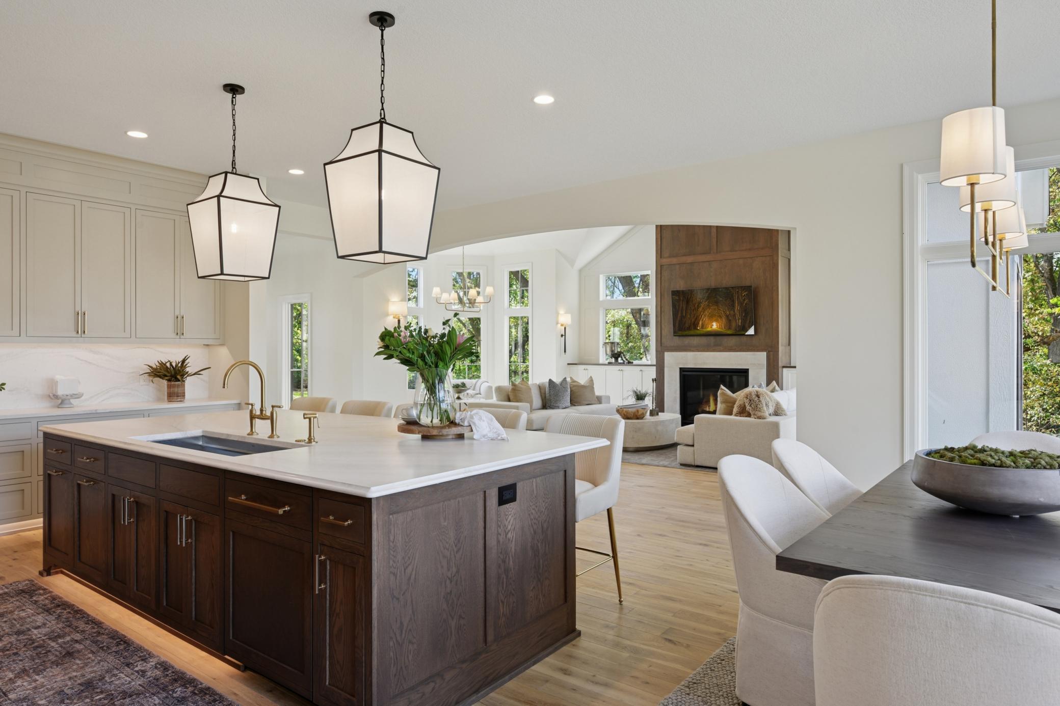 9414 Us-12, Independence, MN