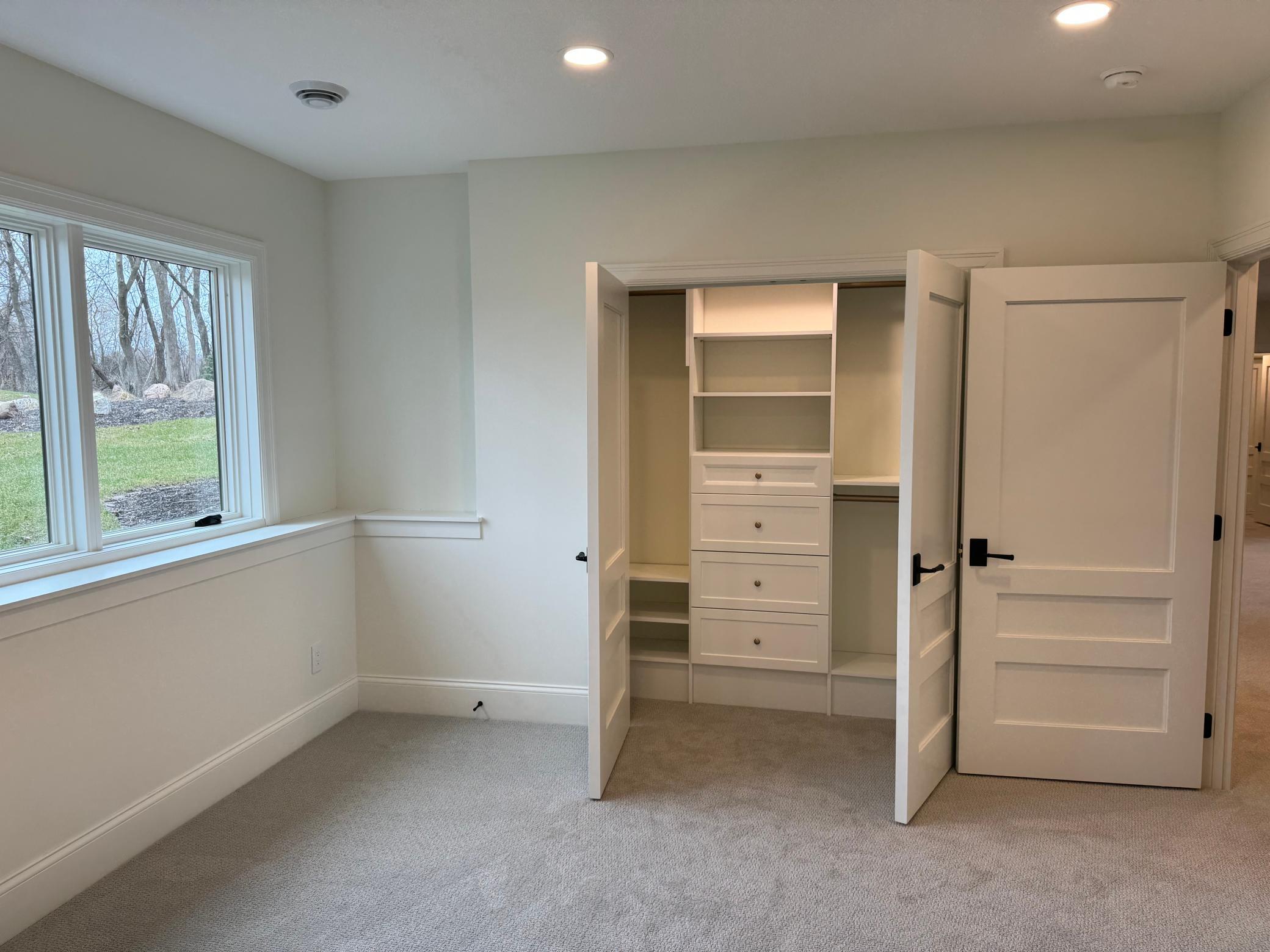 9414 Us-12, Independence, MN