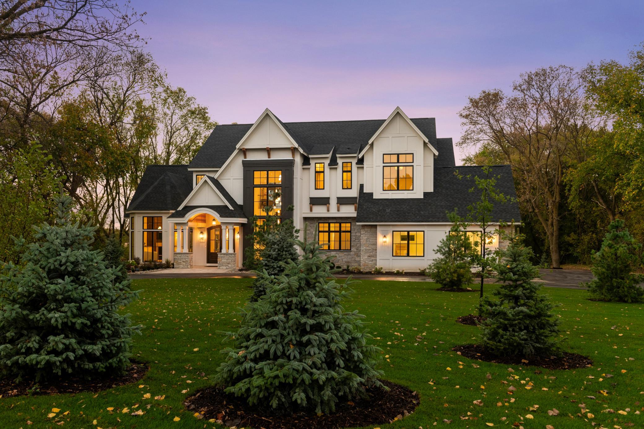 9414 Us-12, Independence, MN