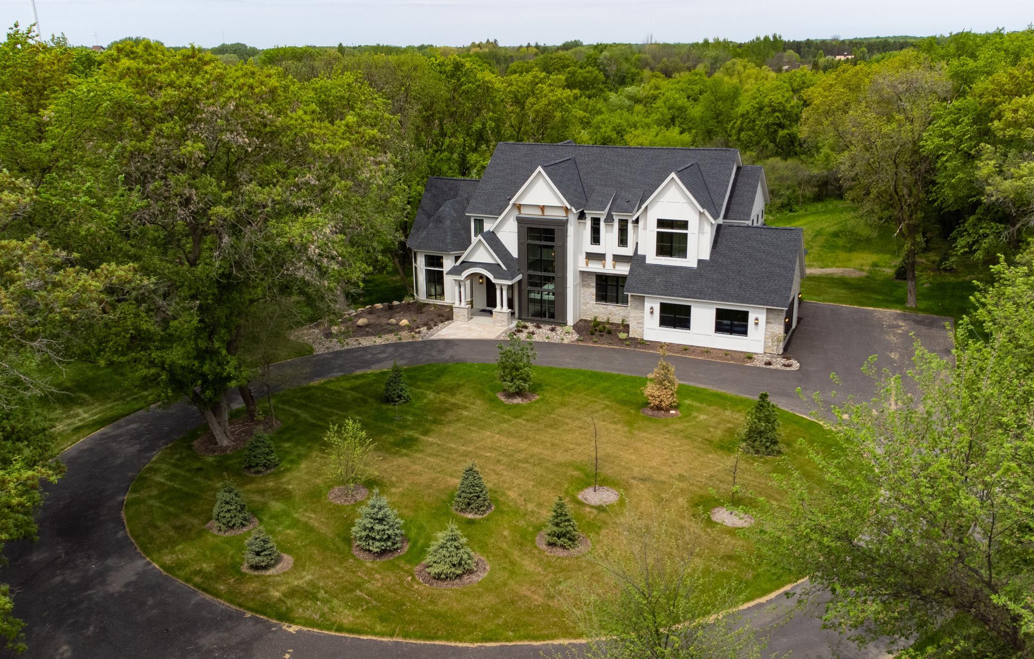 9414 Us-12, Independence, MN