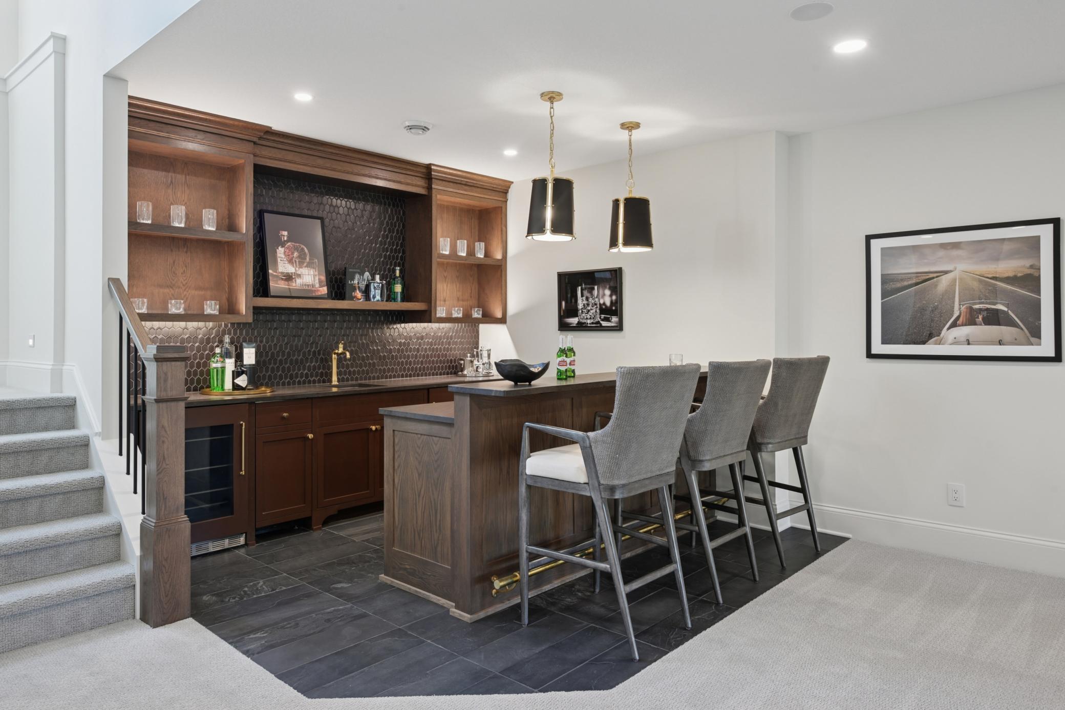 9414 Us-12, Independence, MN