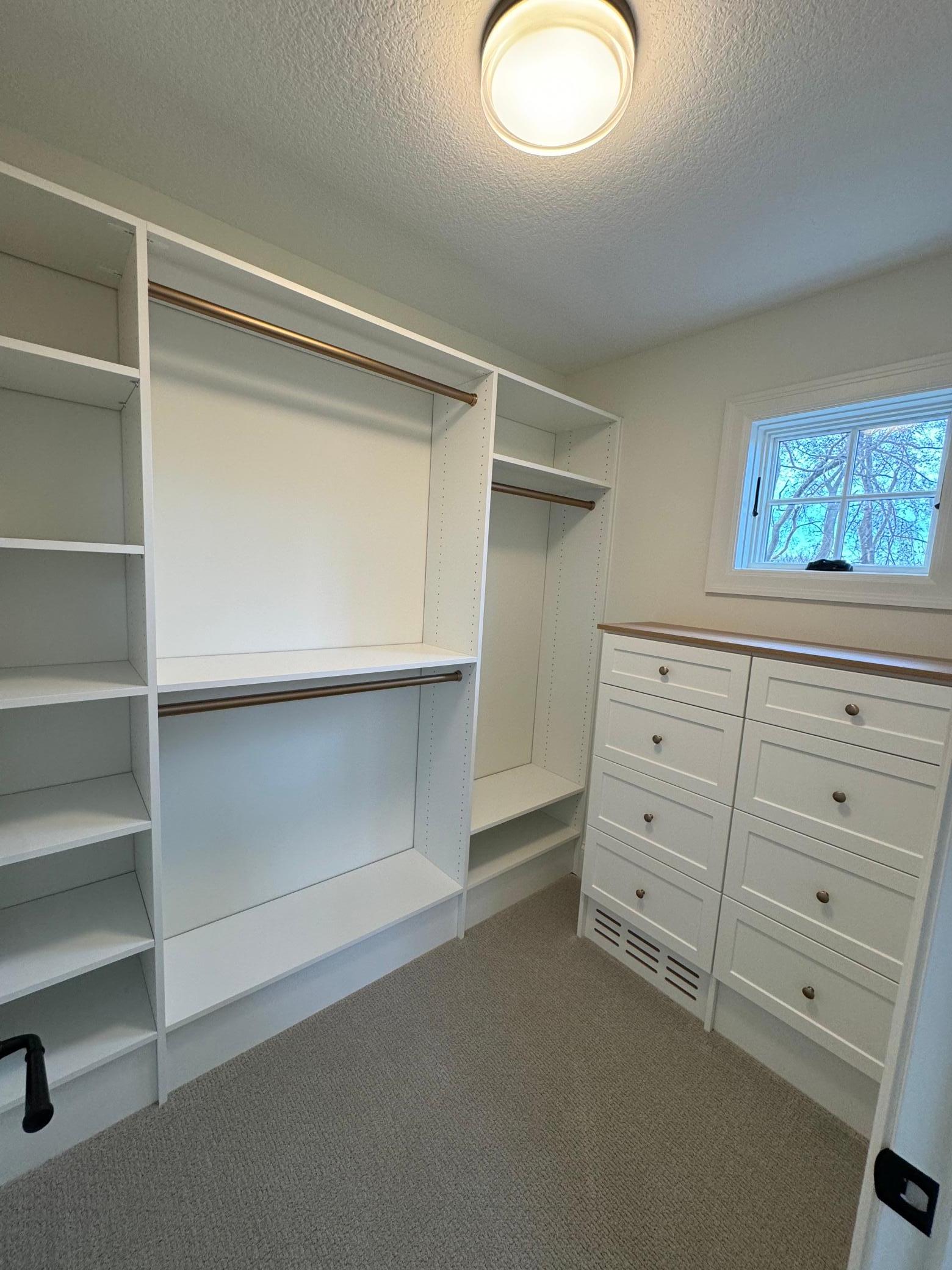 9414 Us-12, Independence, MN