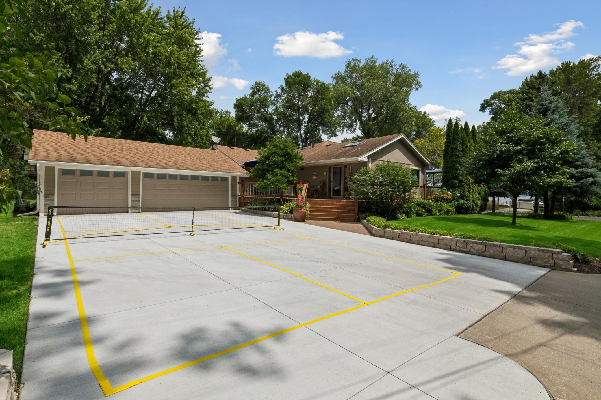3001 Island View Drive, Mound, MN