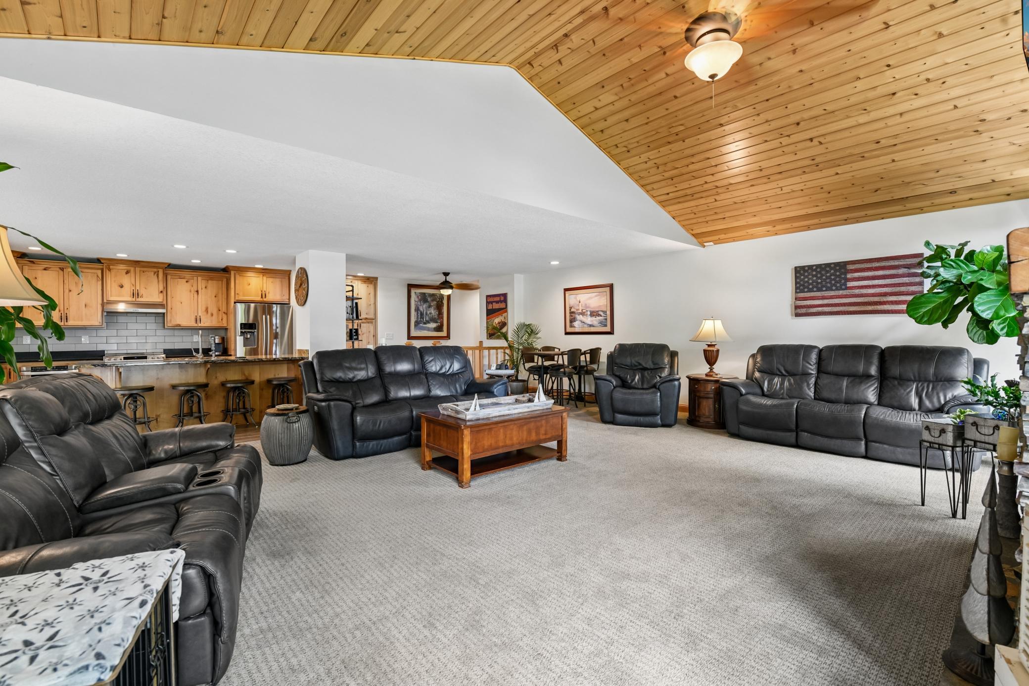 3001 Island View Drive, Mound, MN