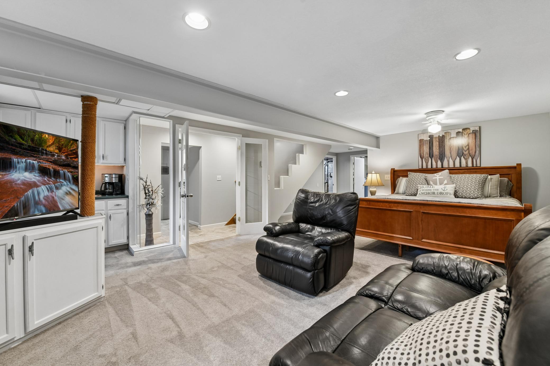 3001 Island View Drive, Mound, MN