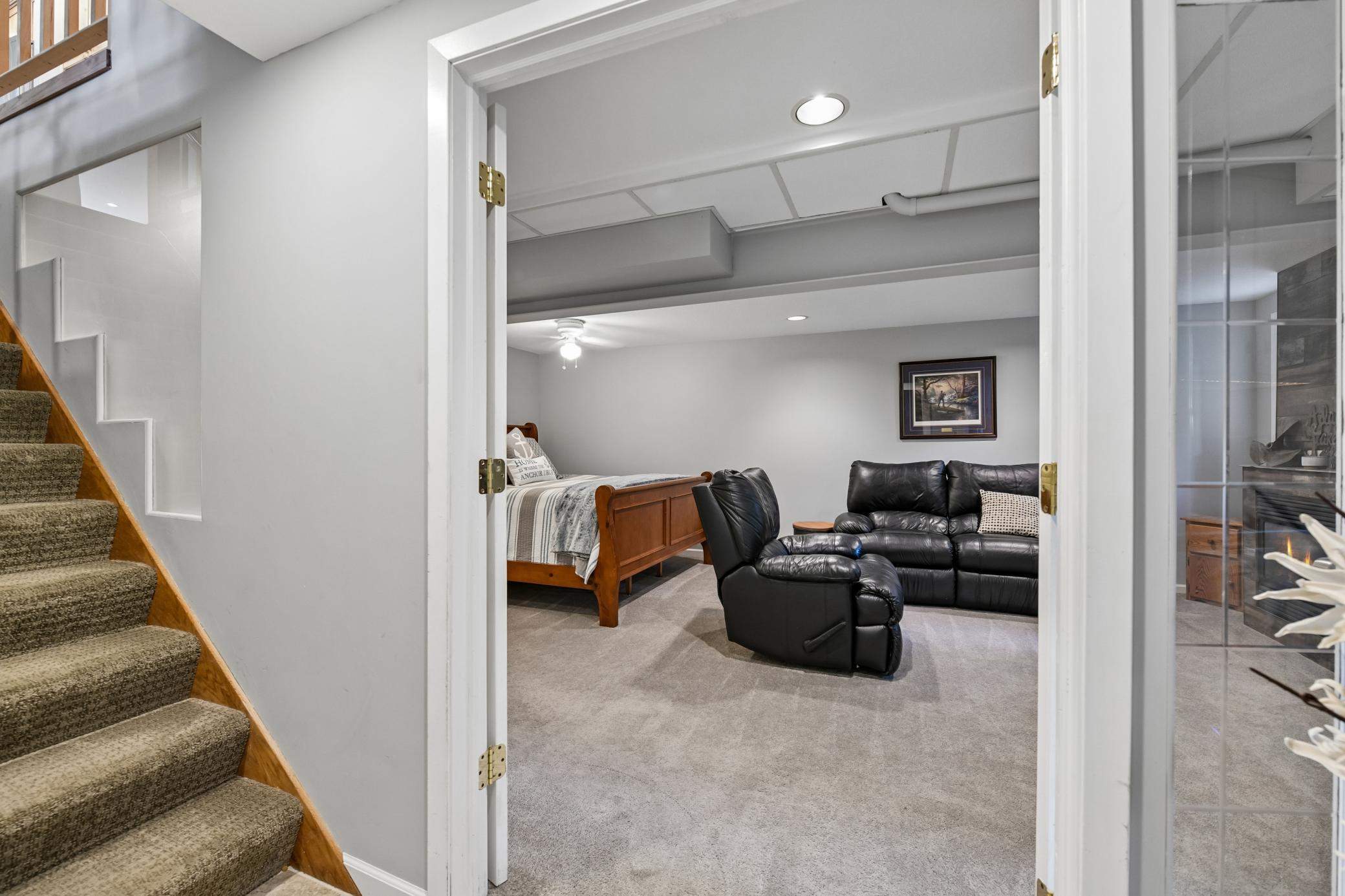3001 Island View Drive, Mound, MN