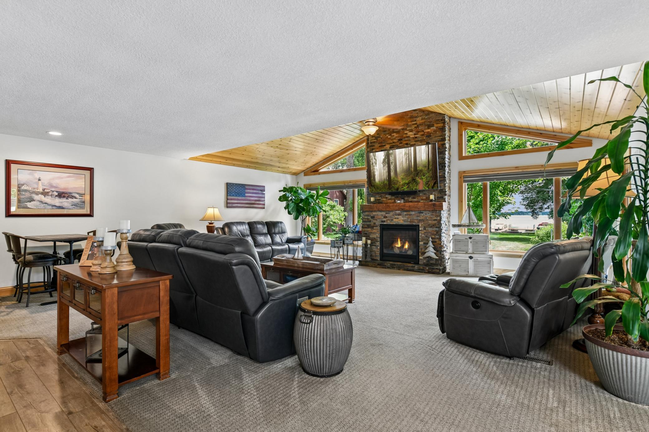 3001 Island View Drive, Mound, MN