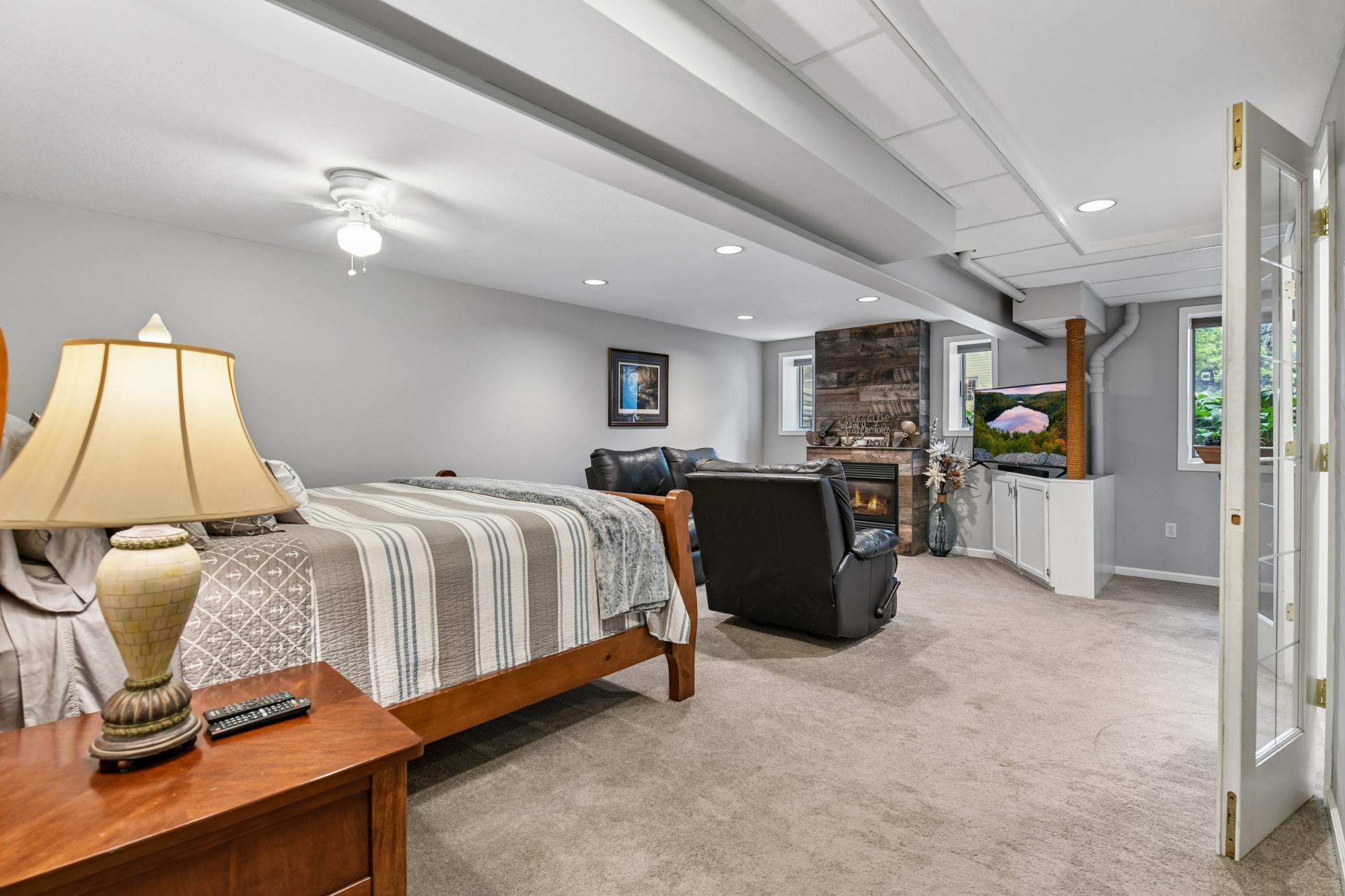 3001 Island View Drive, Mound, MN