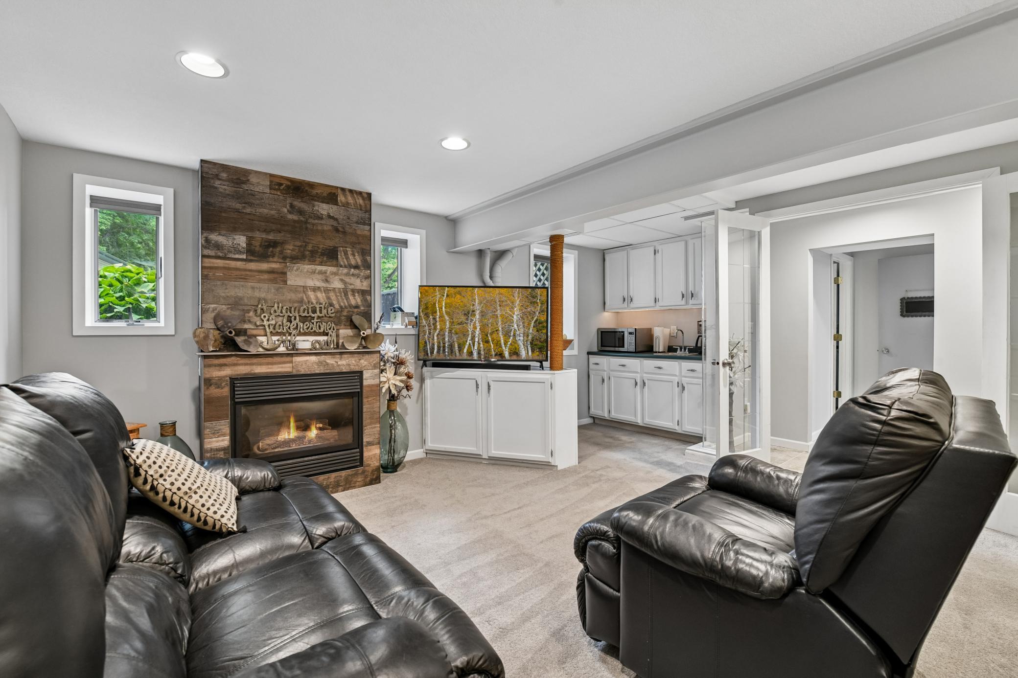 3001 Island View Drive, Mound, MN