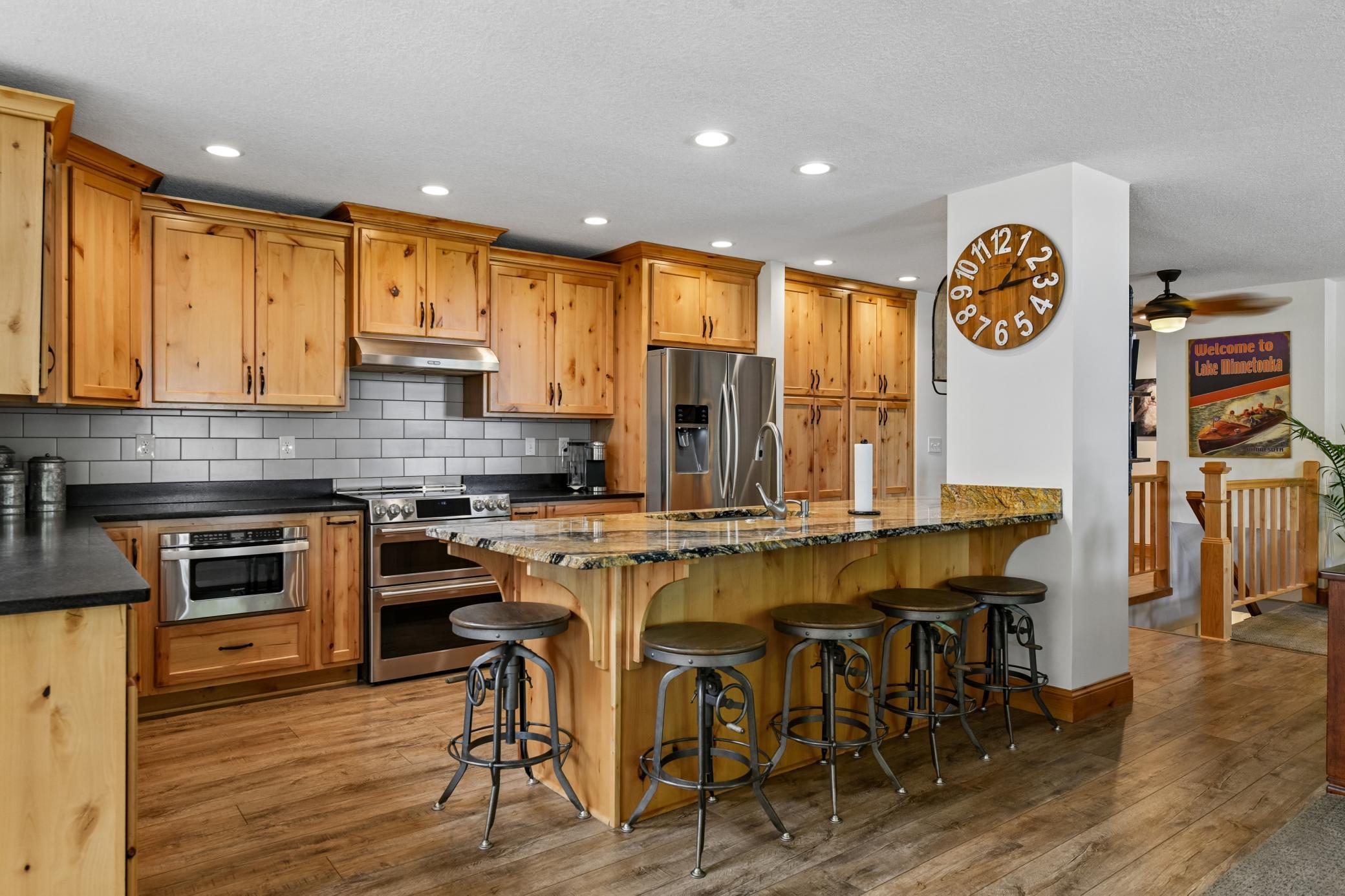 3001 Island View Drive, Mound, MN