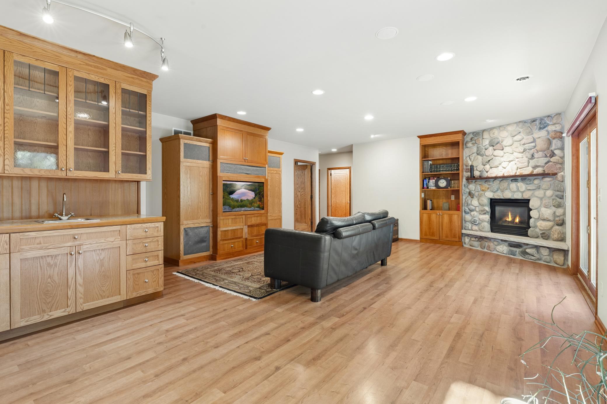 18420 Old Excelsior Blvd, Minnetonka, MN