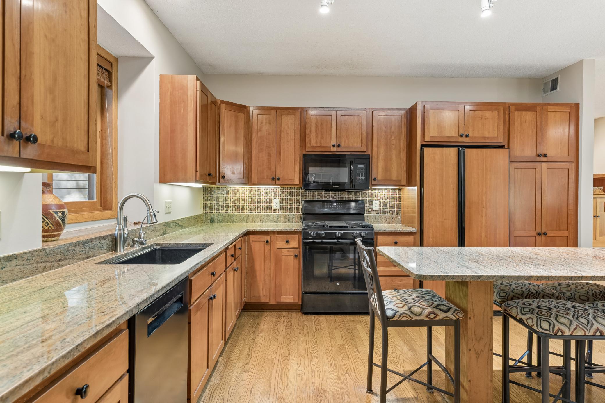 18420 Old Excelsior Blvd, Minnetonka, MN