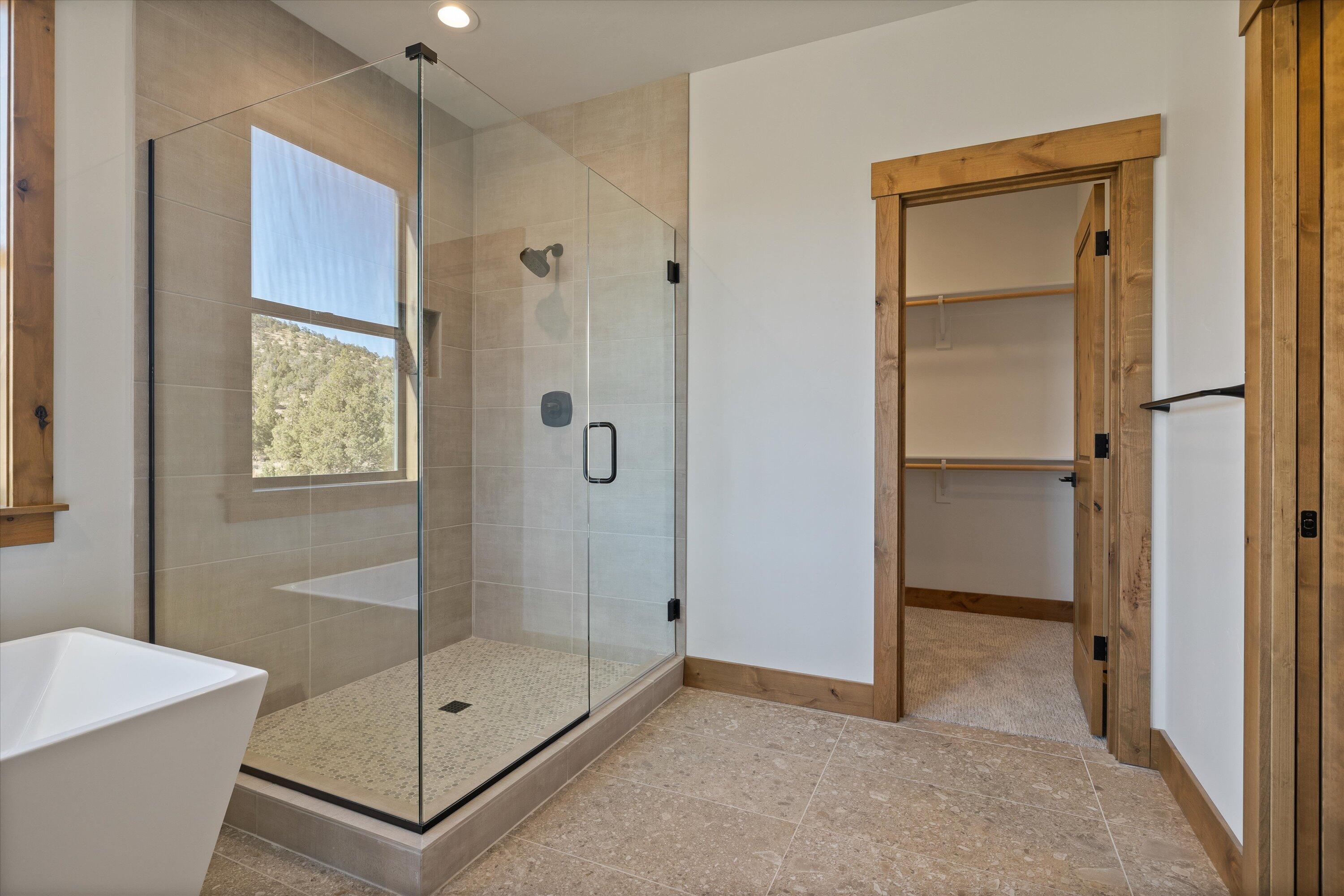 16543 SW Pinnacle Court, 697