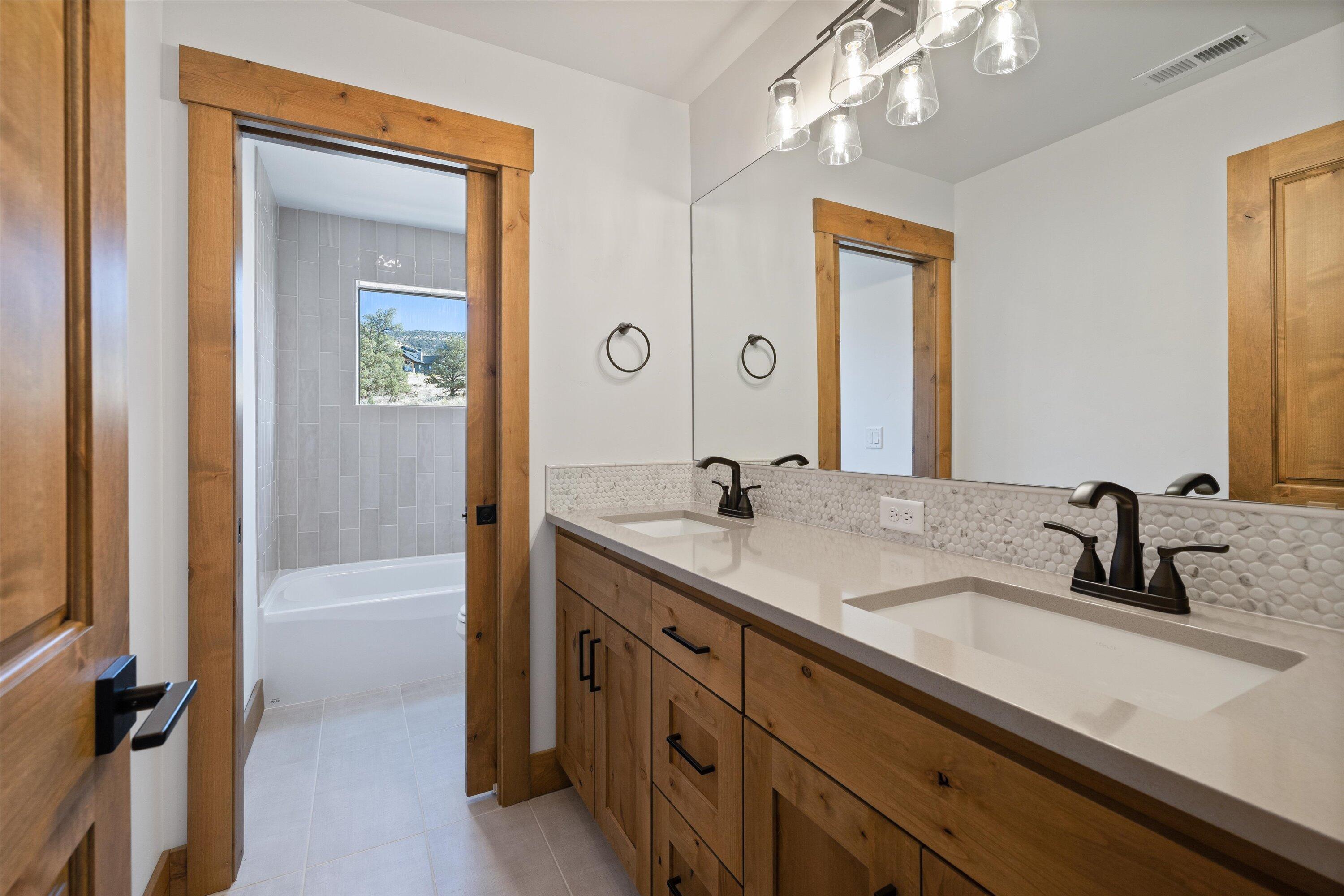 16543 SW Pinnacle Court, 697