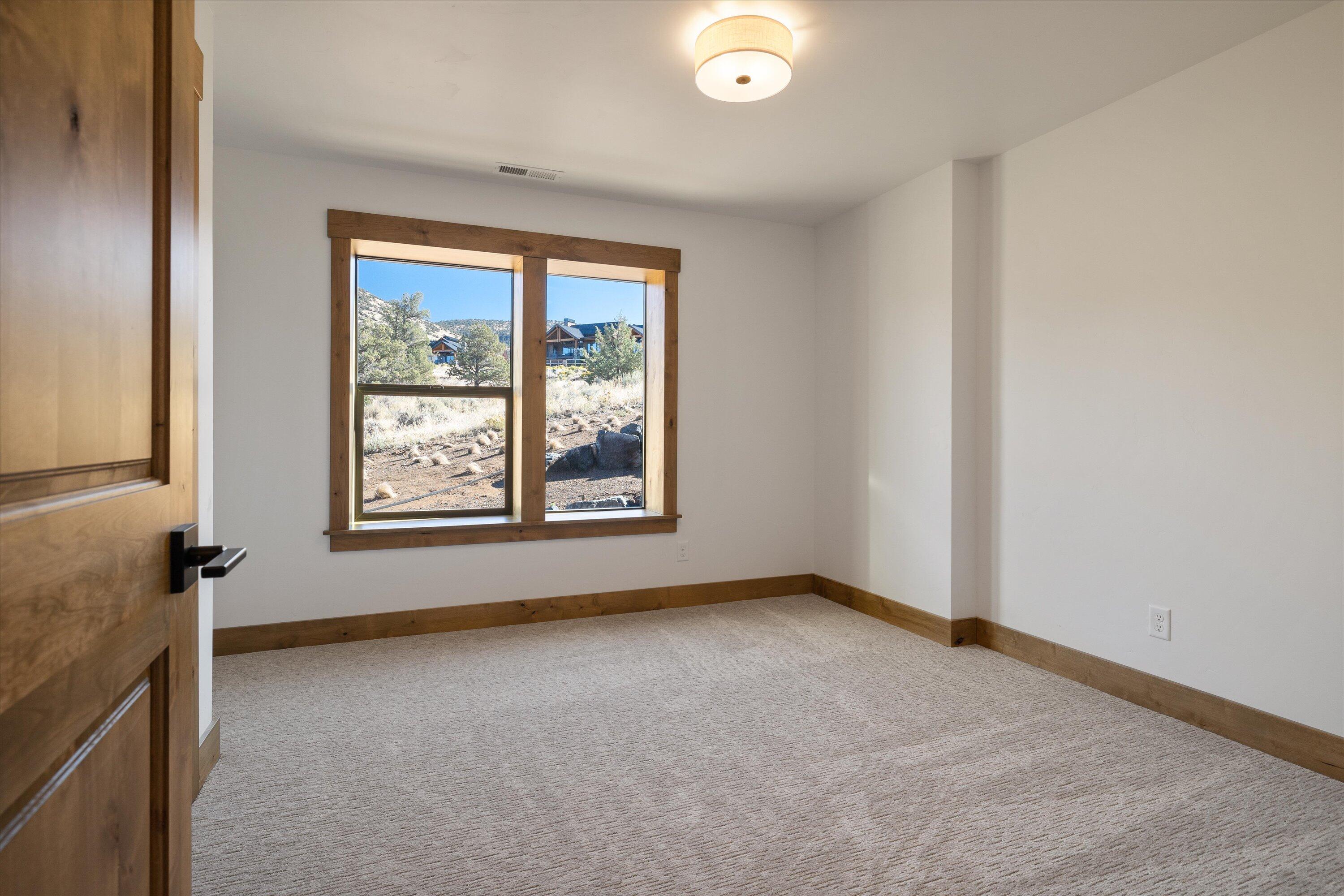 16543 SW Pinnacle Court, 697