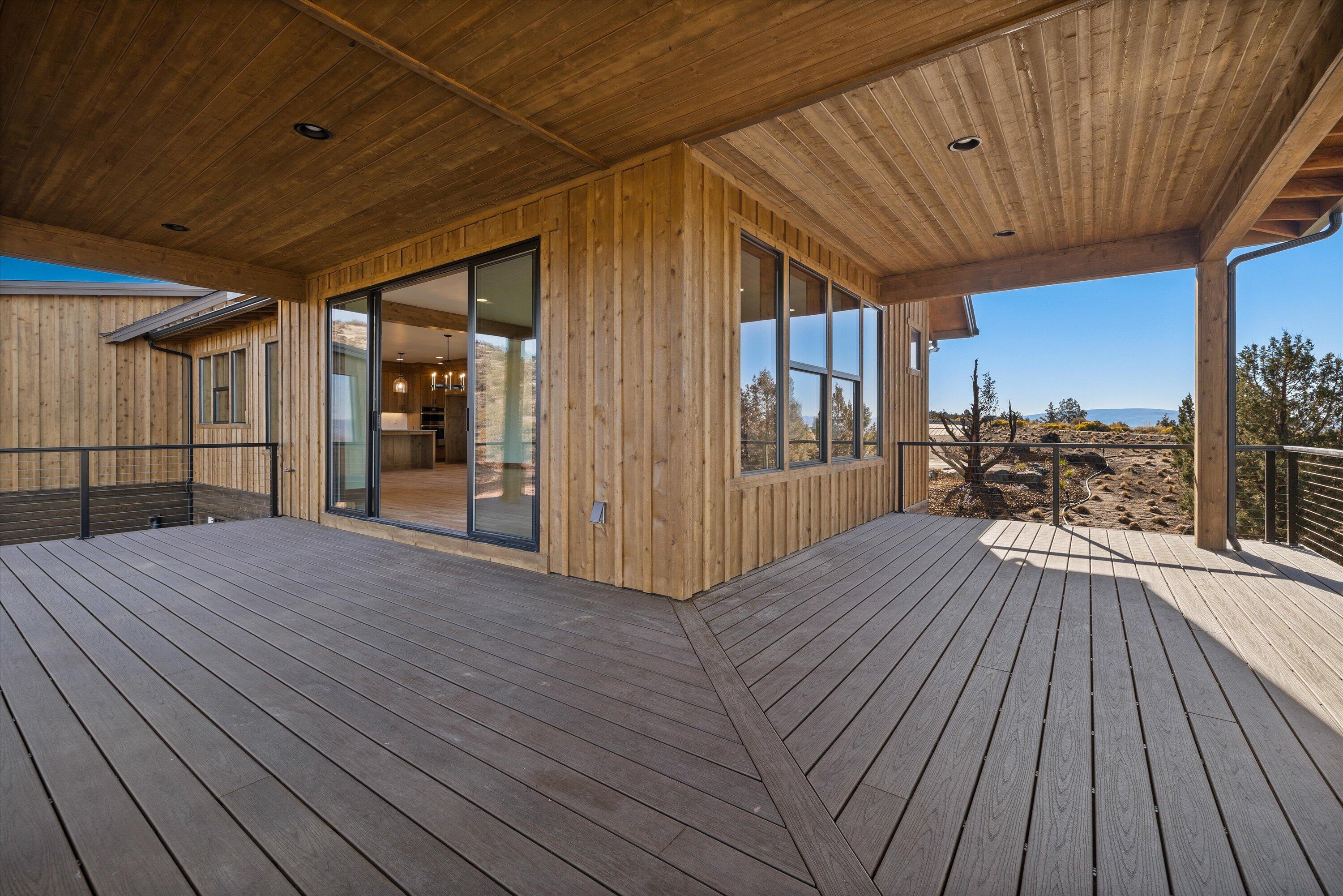 16543 SW Pinnacle Court, 697