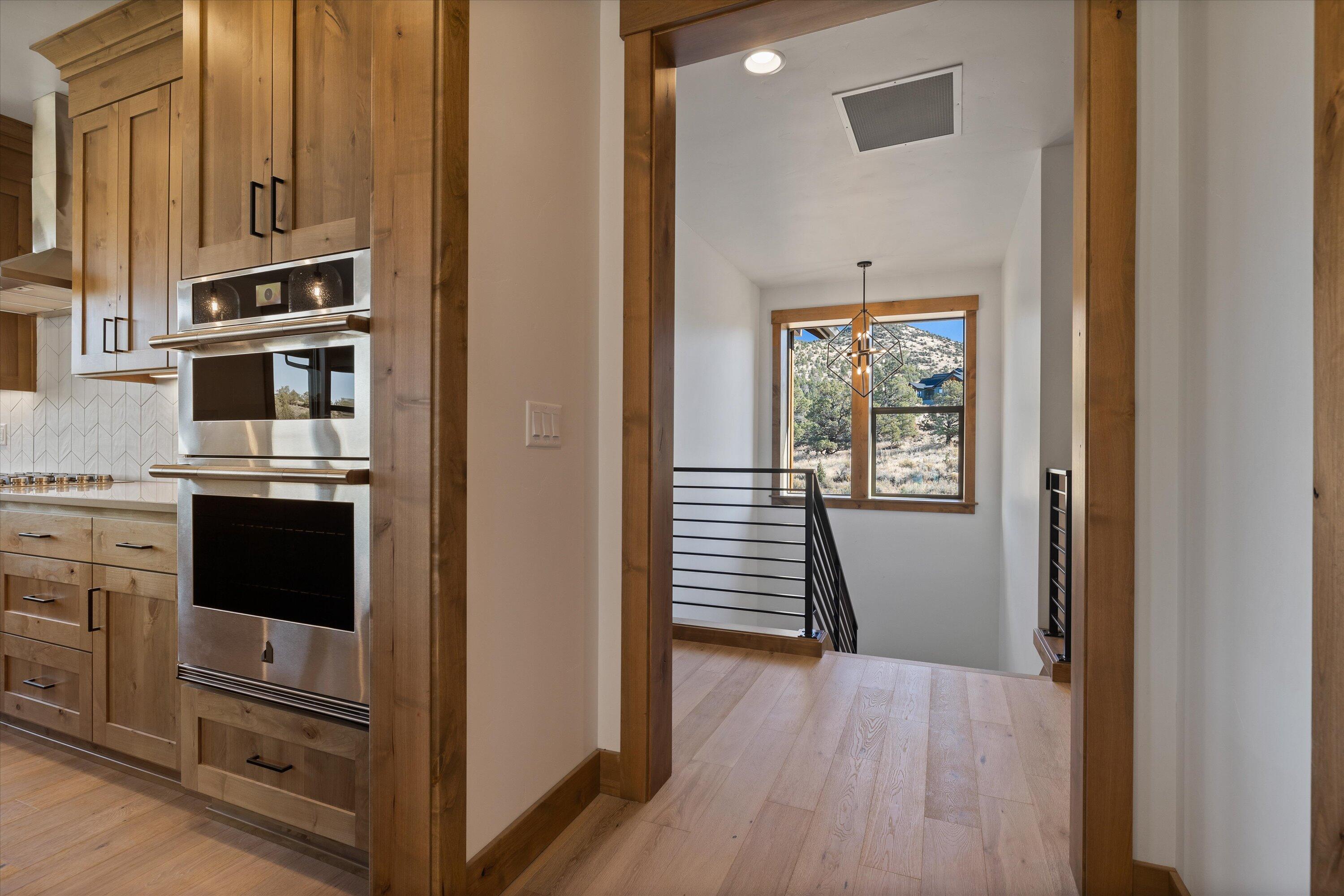 16543 SW Pinnacle Court, 697