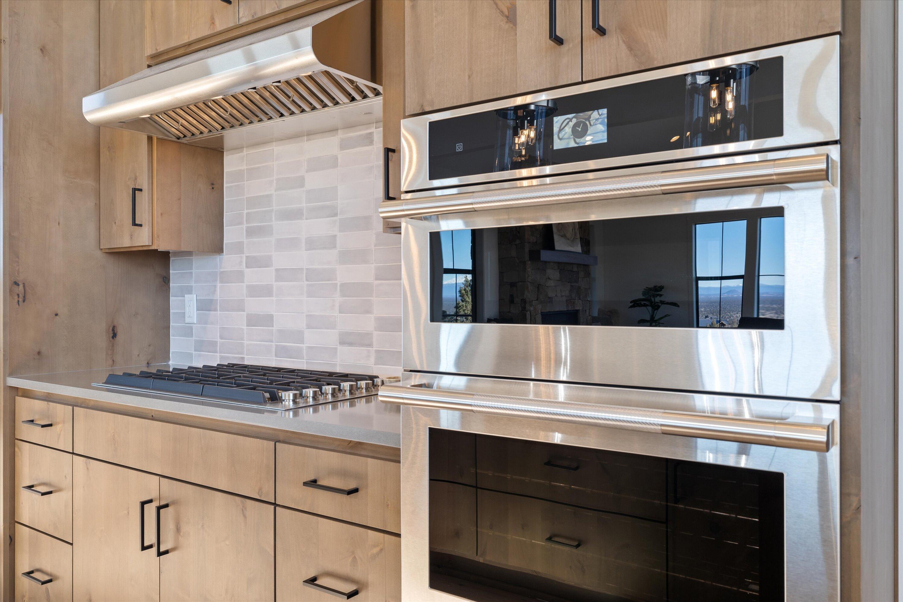 16612 SW Pinnacle Court