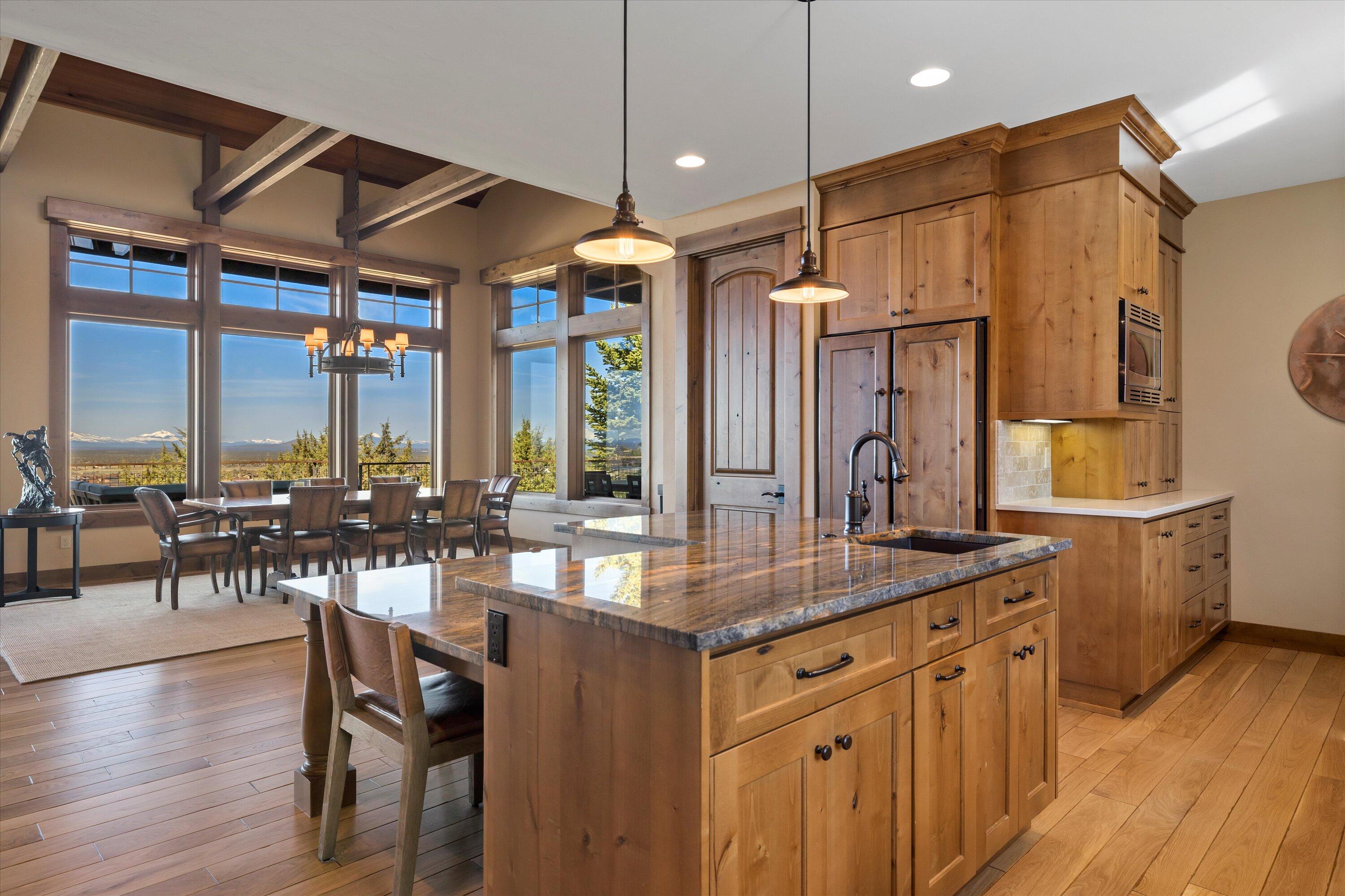 15403 SW Hope Vista Drive