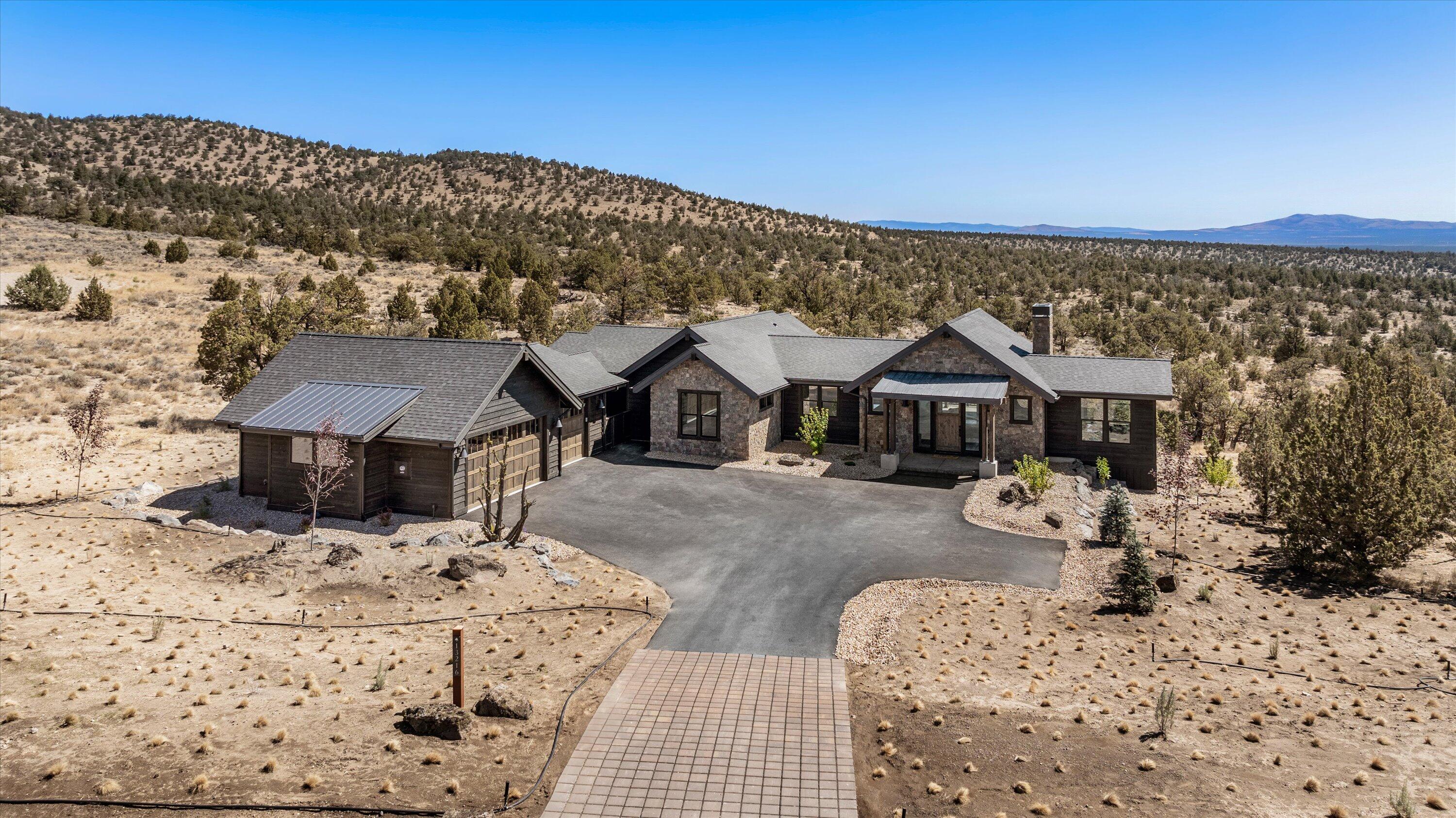 13216 SW Seven Peaks Loop