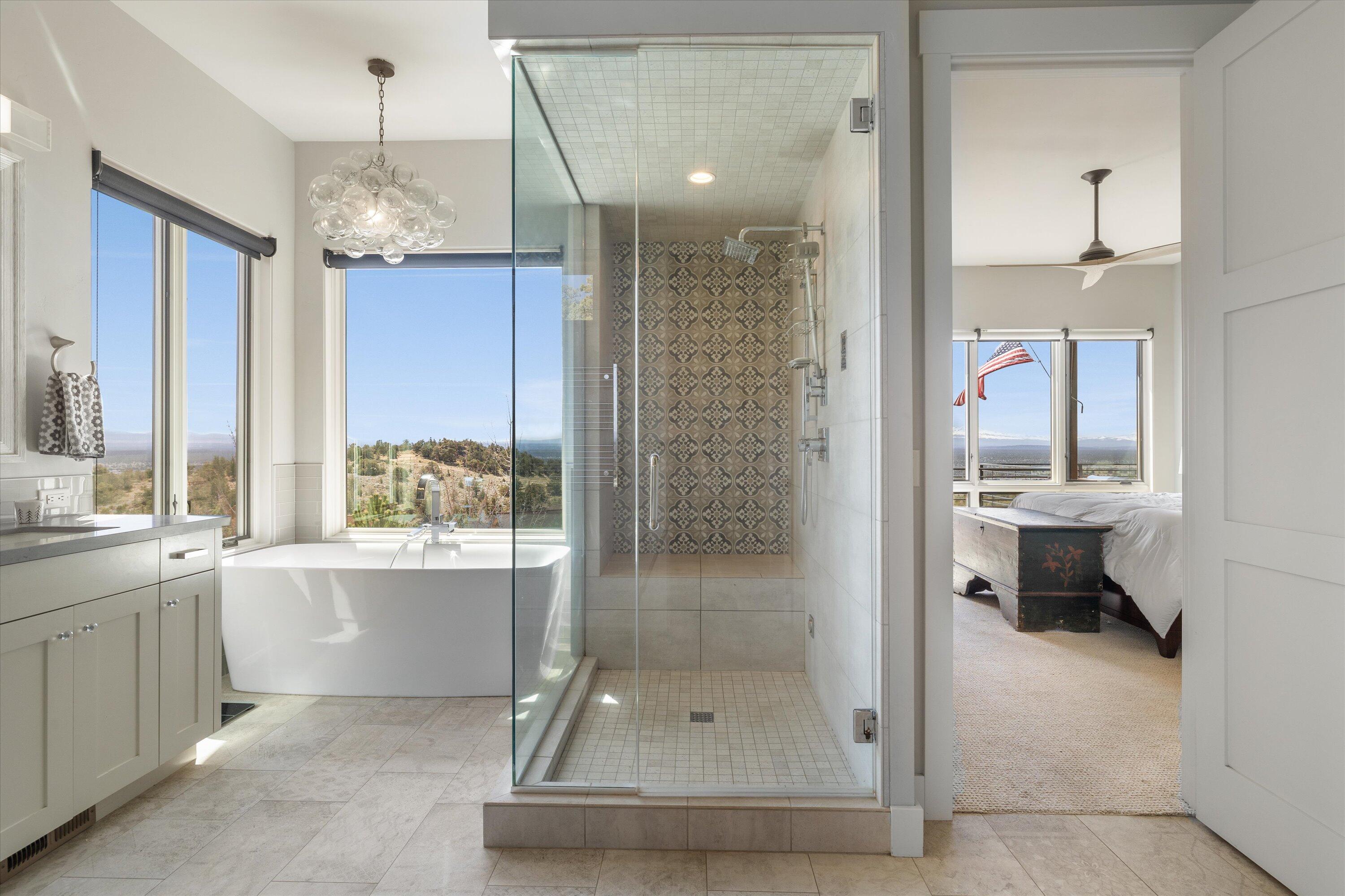 16228 SW Hat Rock Loop