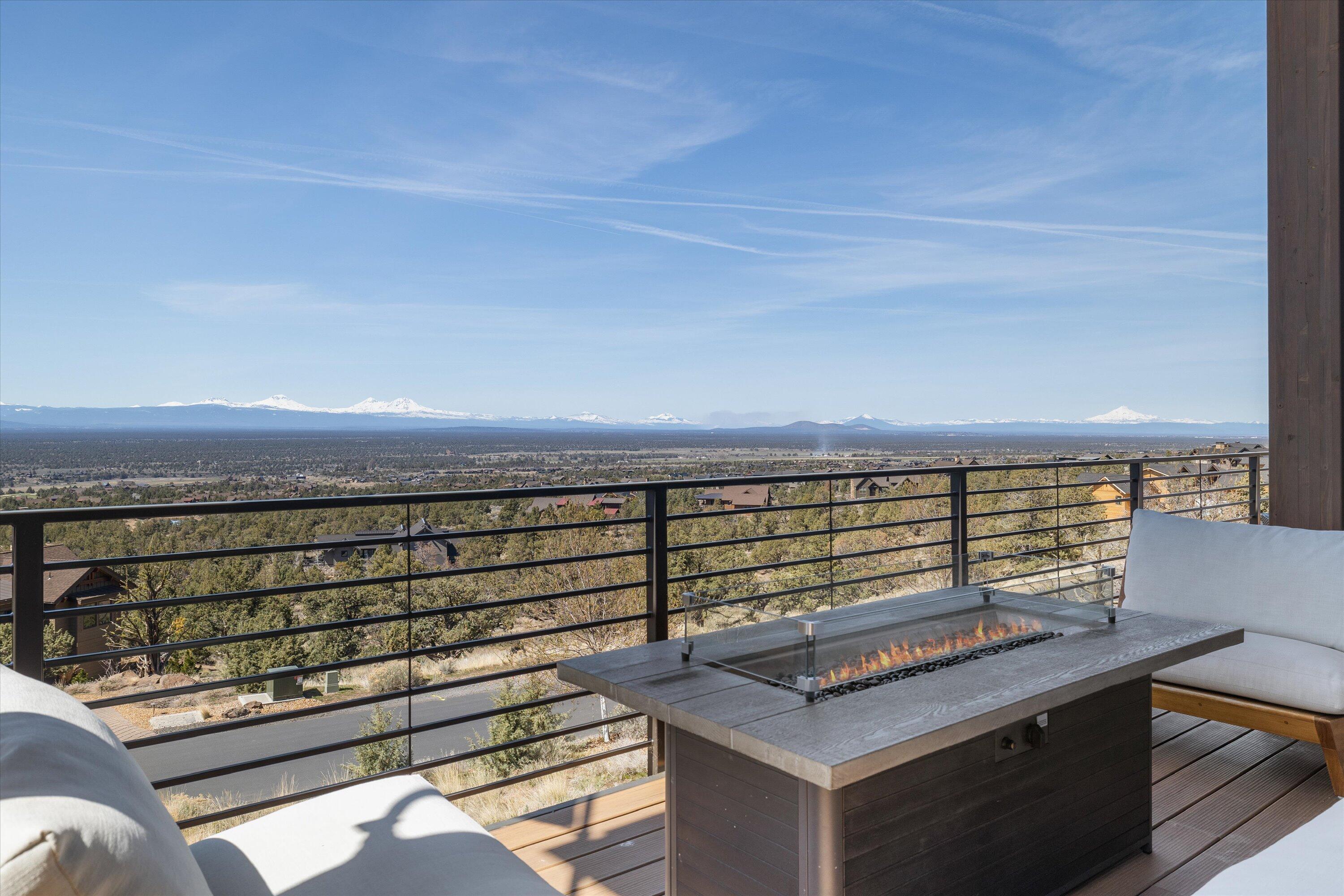 16228 SW Hat Rock Loop