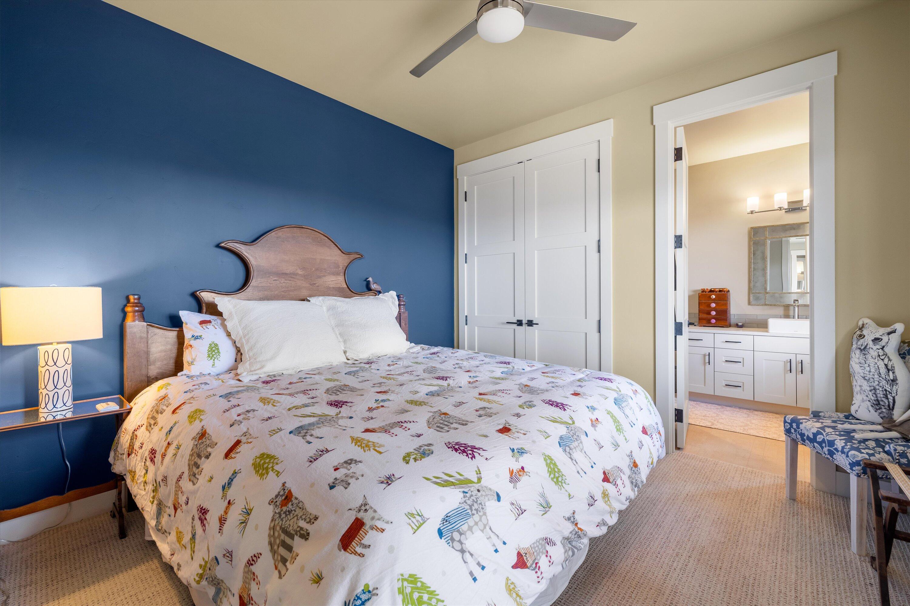 16228 SW Hat Rock Loop