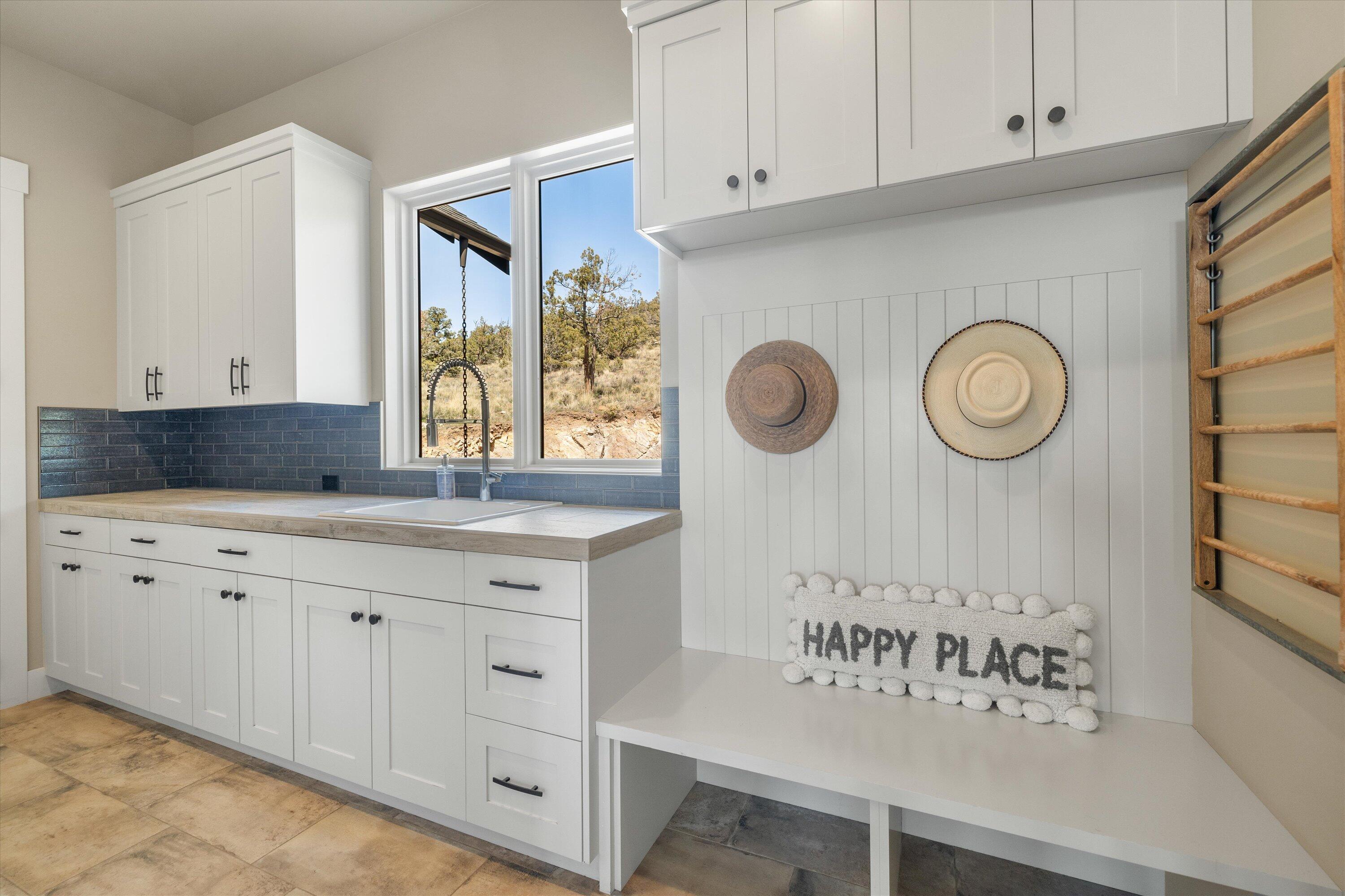 16228 SW Hat Rock Loop