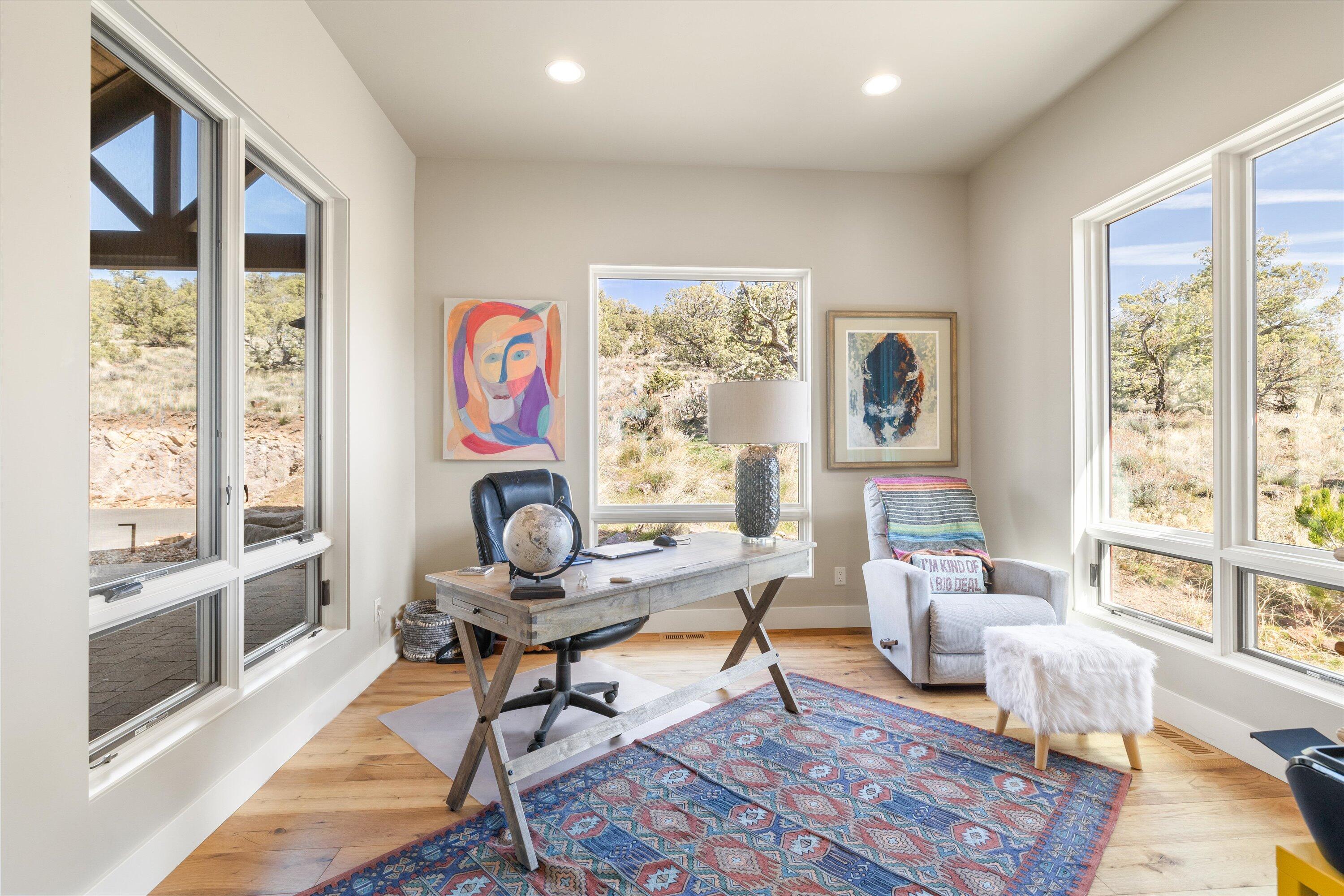 16228 SW Hat Rock Loop