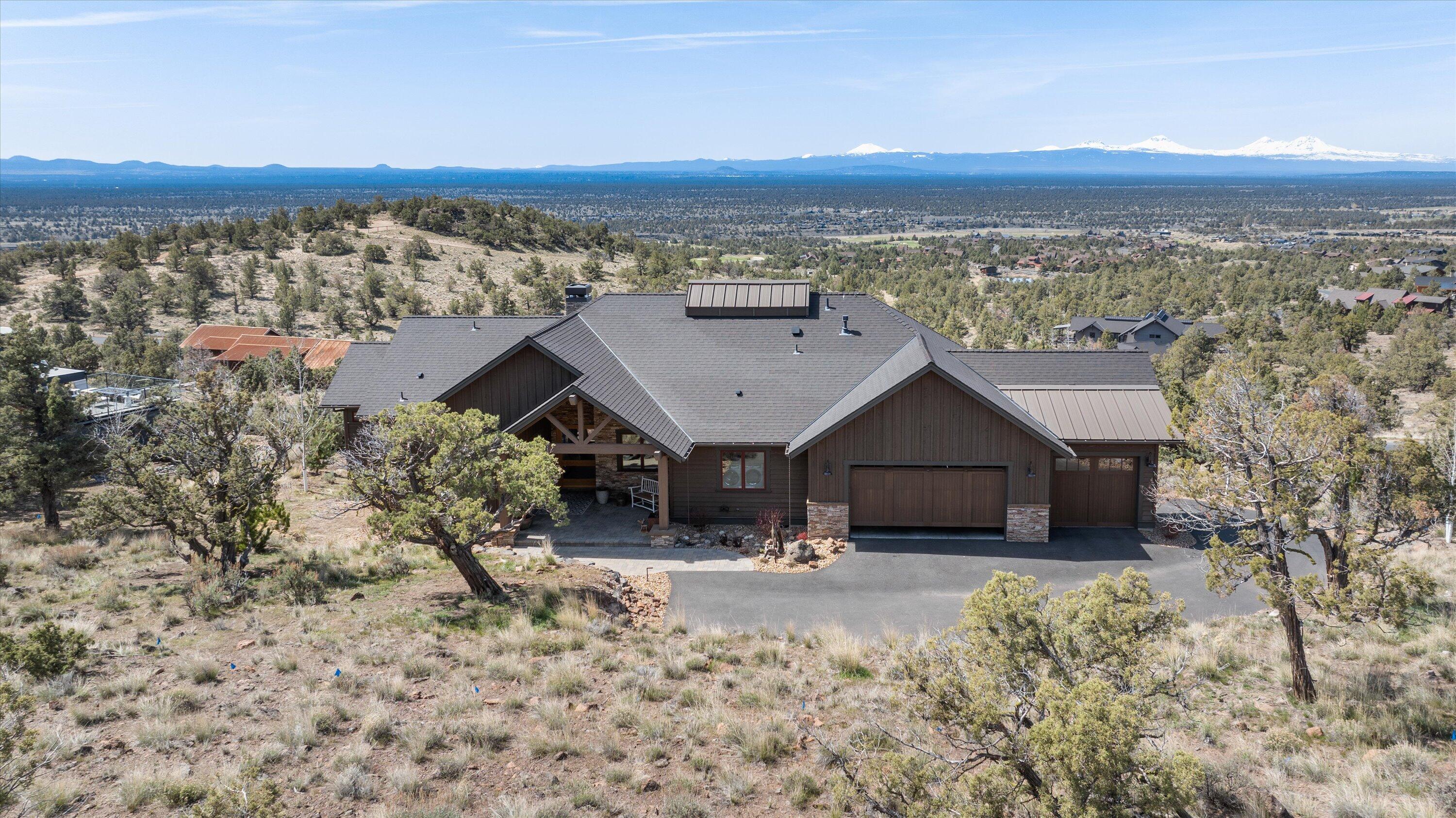 16228 SW Hat Rock Loop