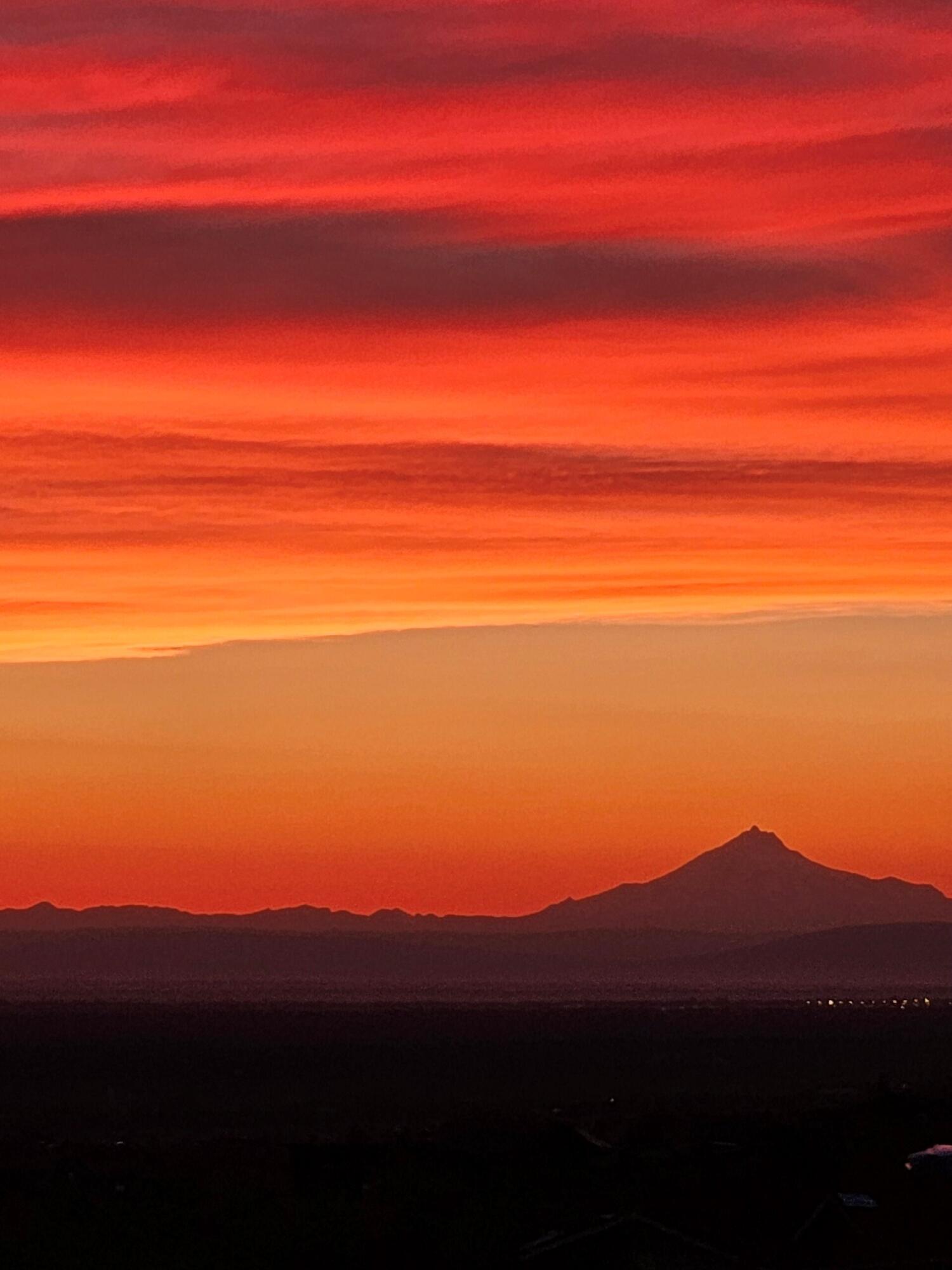 16228 SW Hat Rock Loop