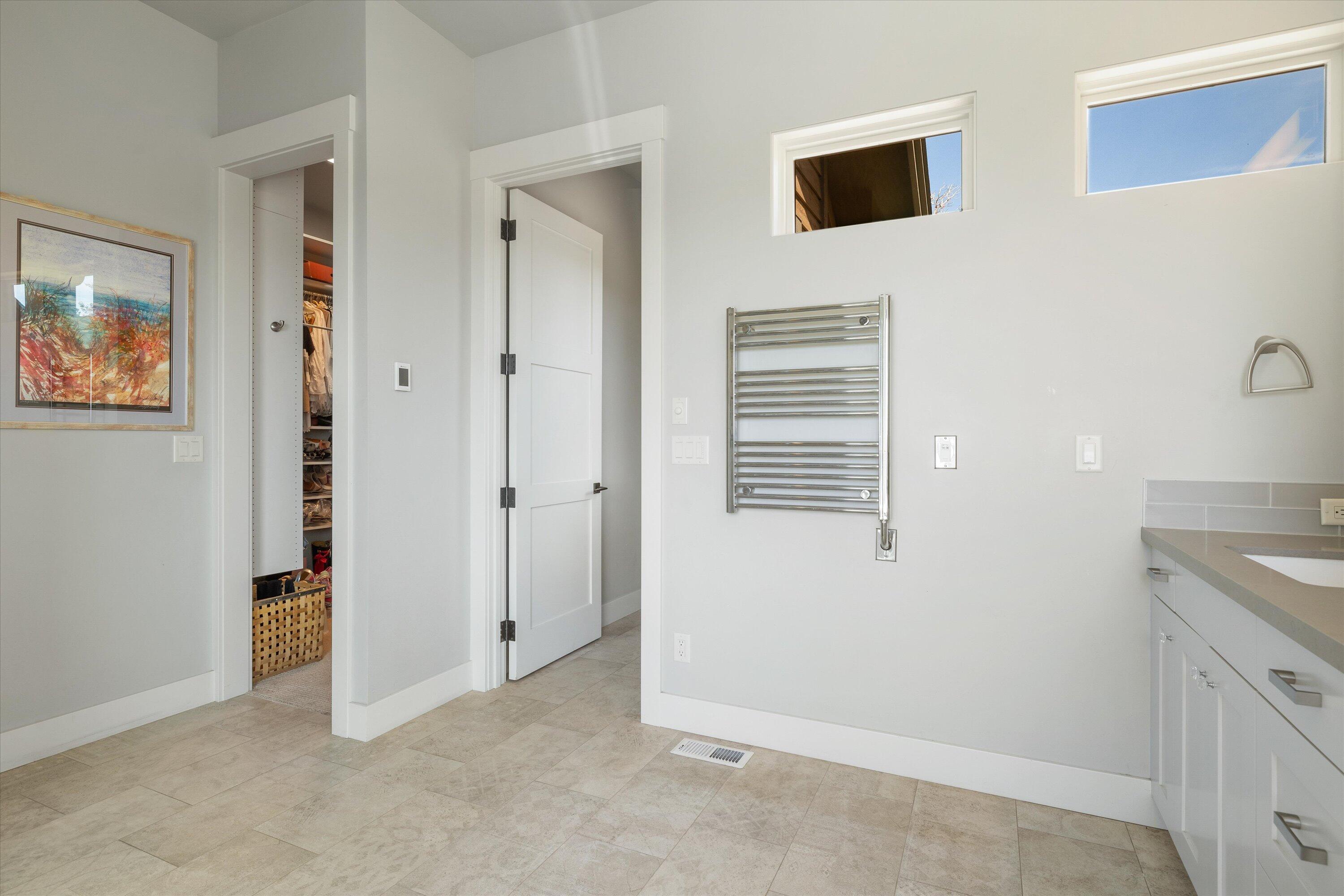 16228 SW Hat Rock Loop