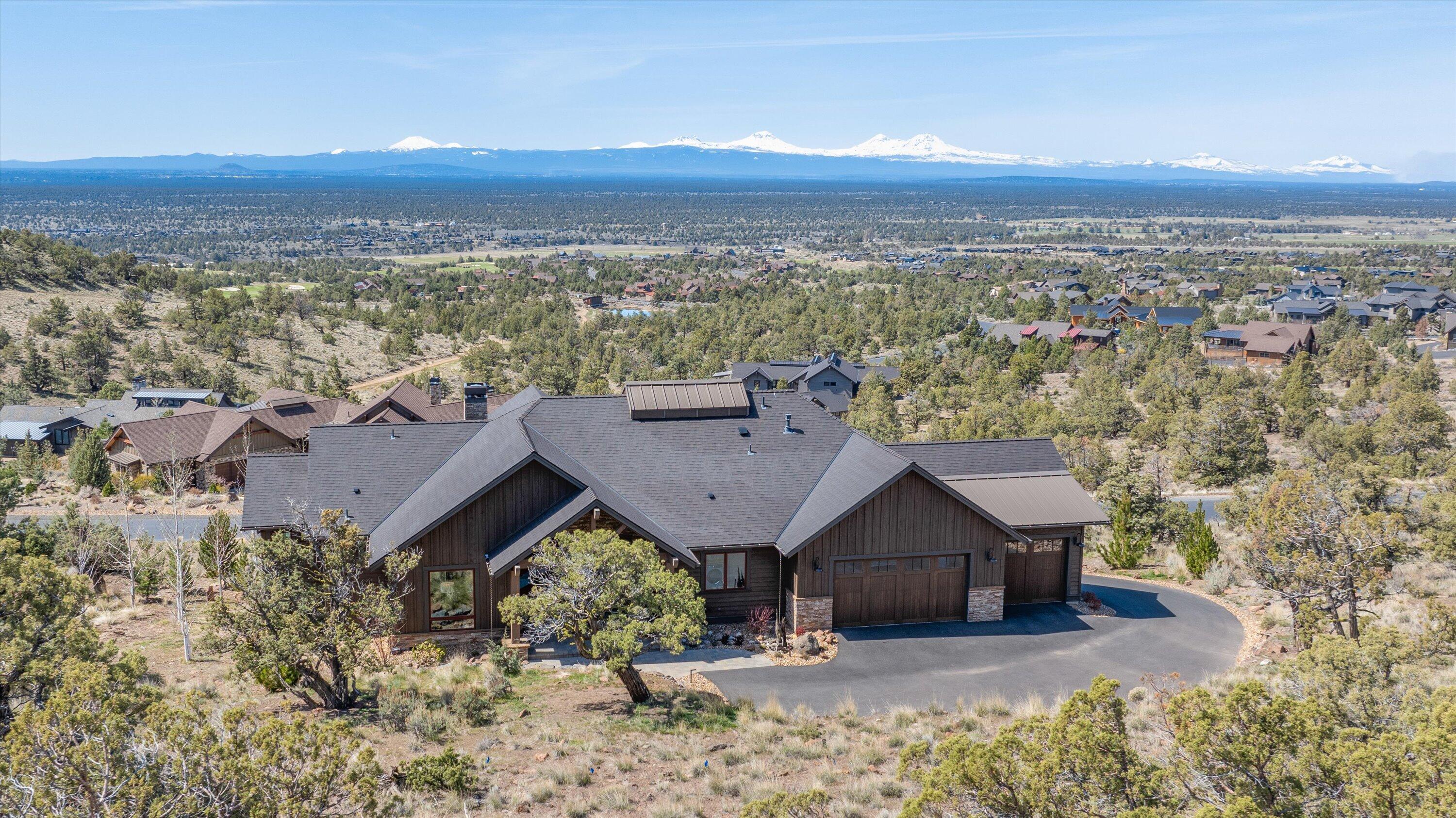 16228 SW Hat Rock Loop