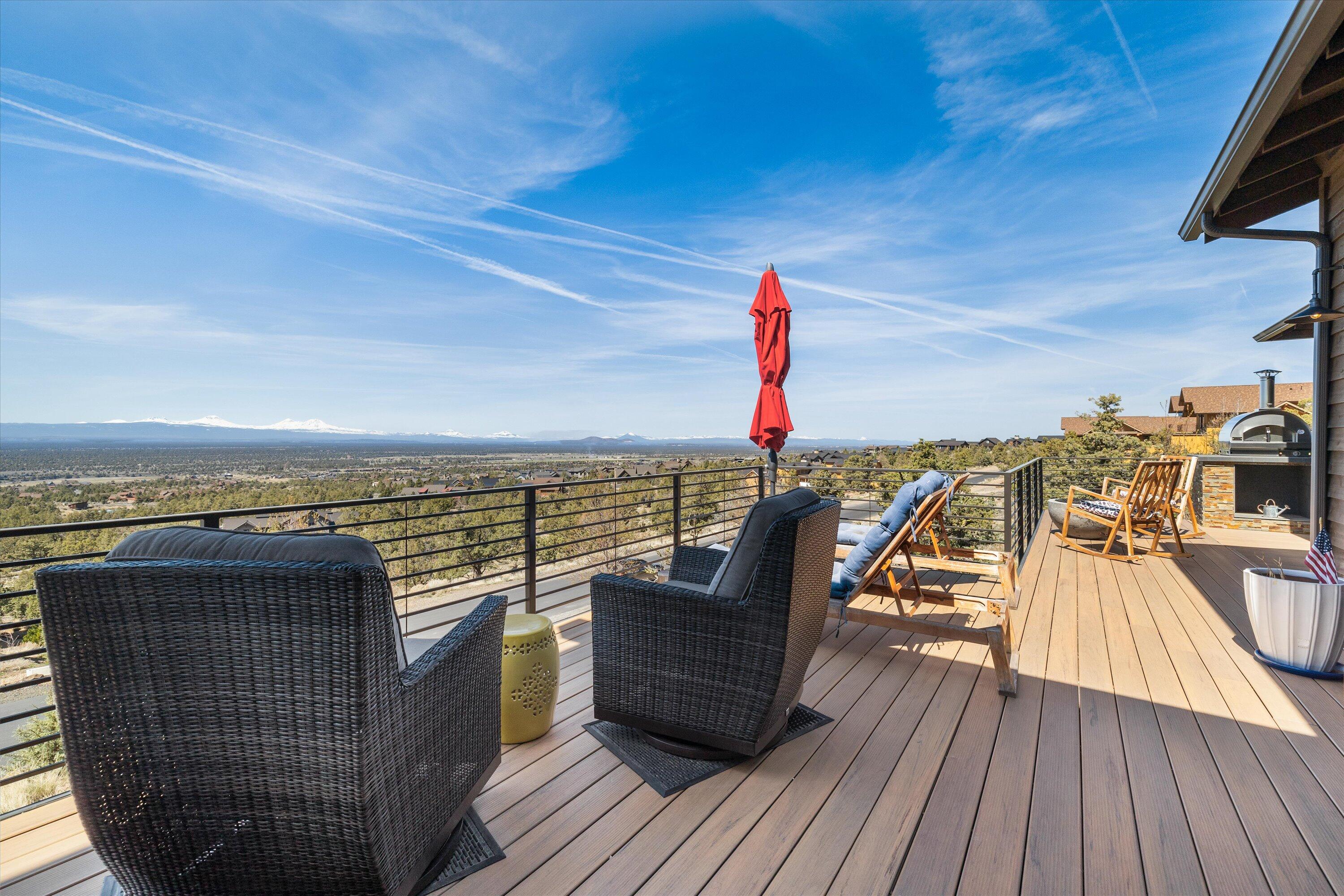 16228 SW Hat Rock Loop