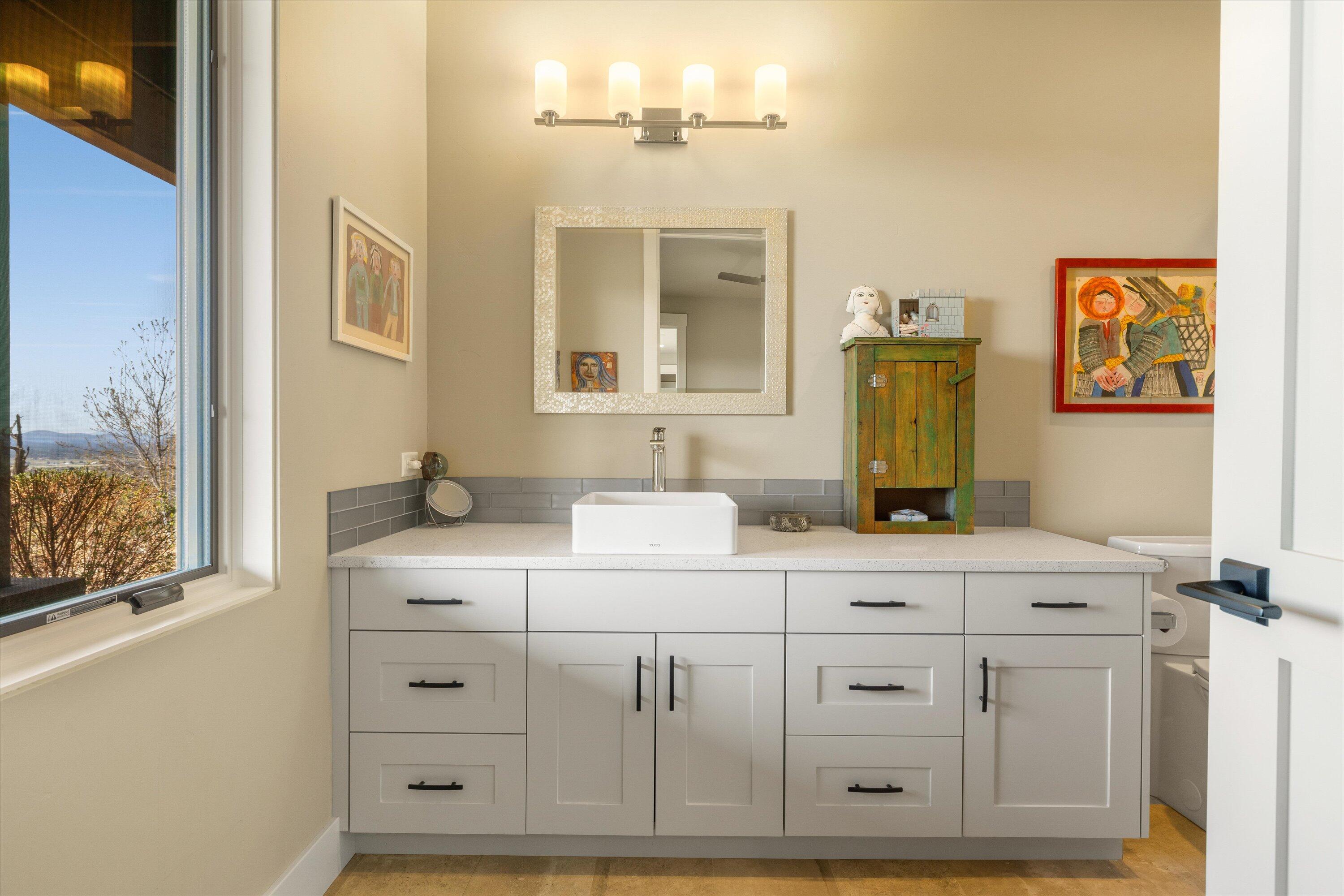 16228 SW Hat Rock Loop