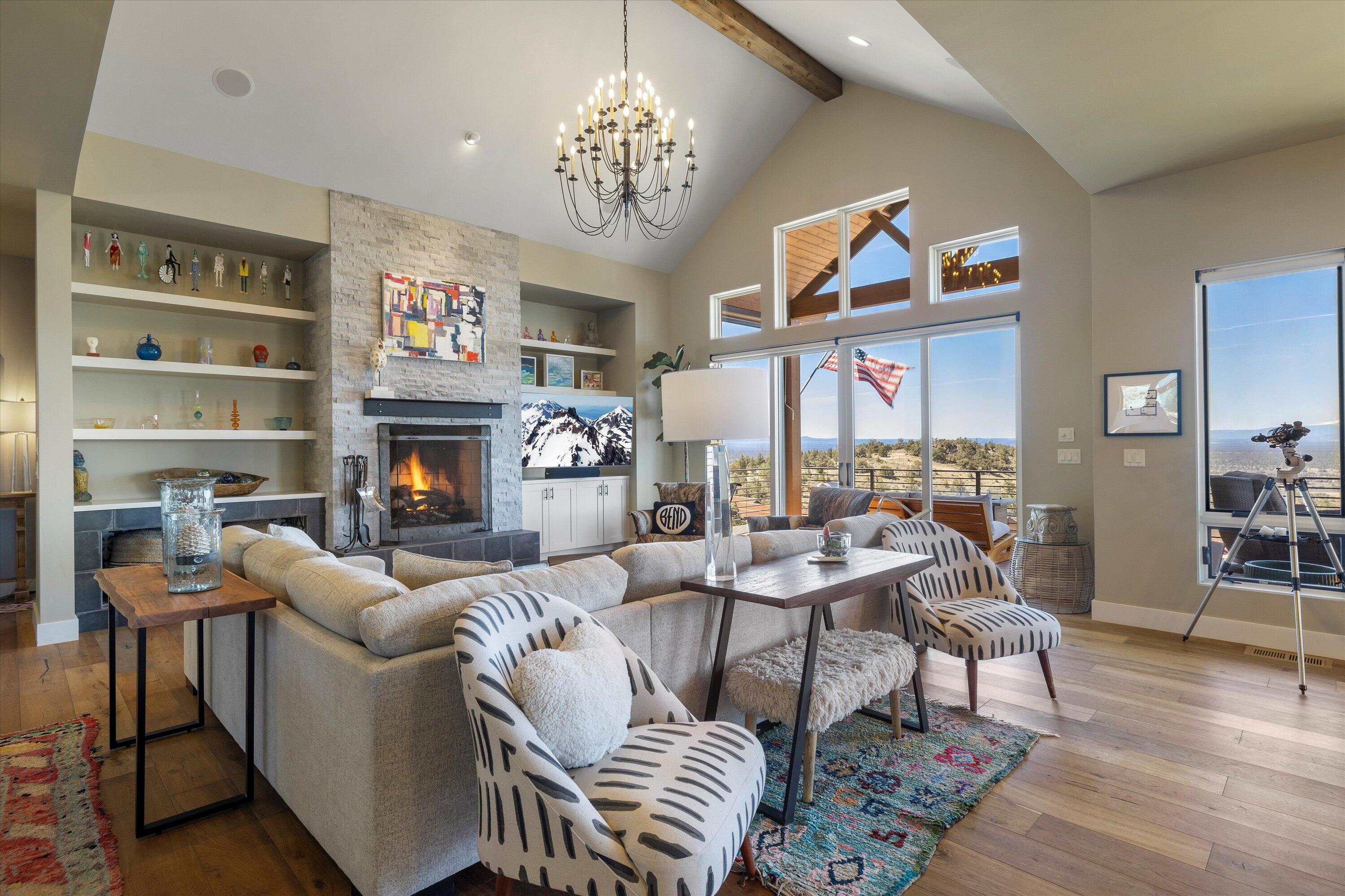 16228 SW Hat Rock Loop