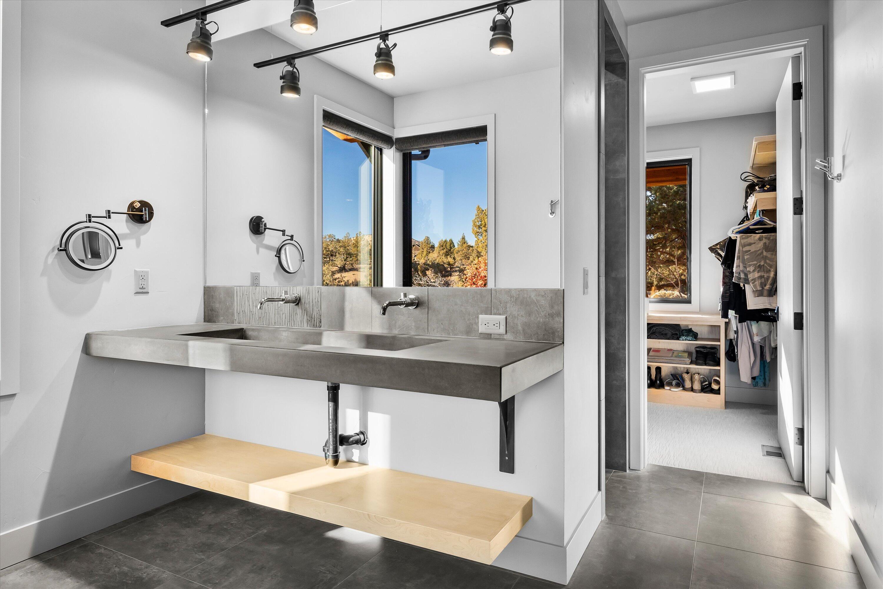 15521 SW Wooden Trestle Lane