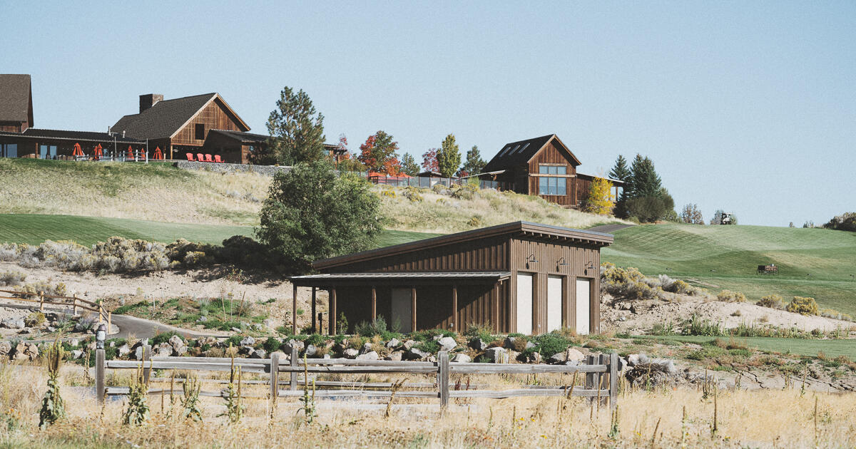 SW Esperanza Court, Homesites 297 and 298